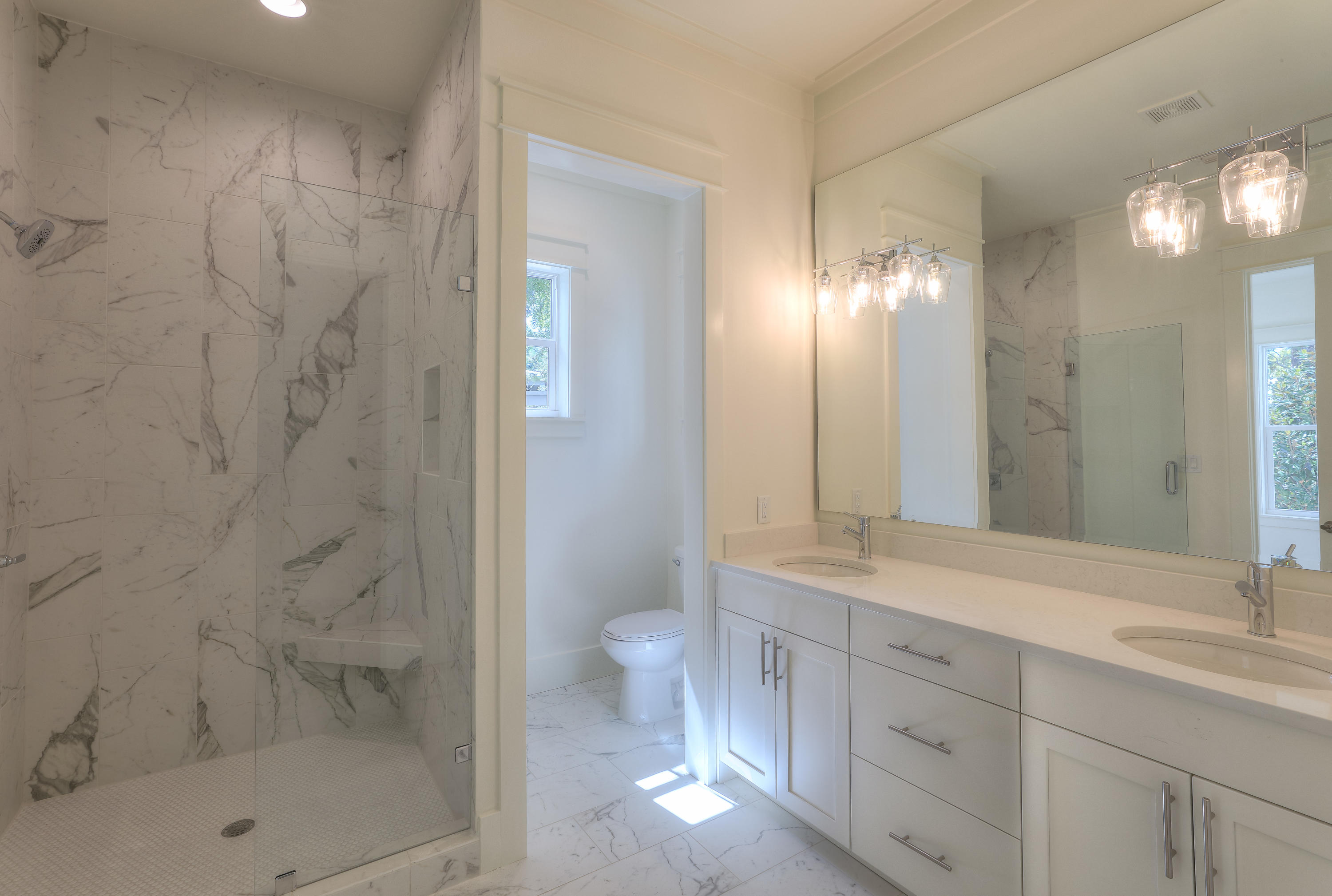 FOREST LAKES - Residential