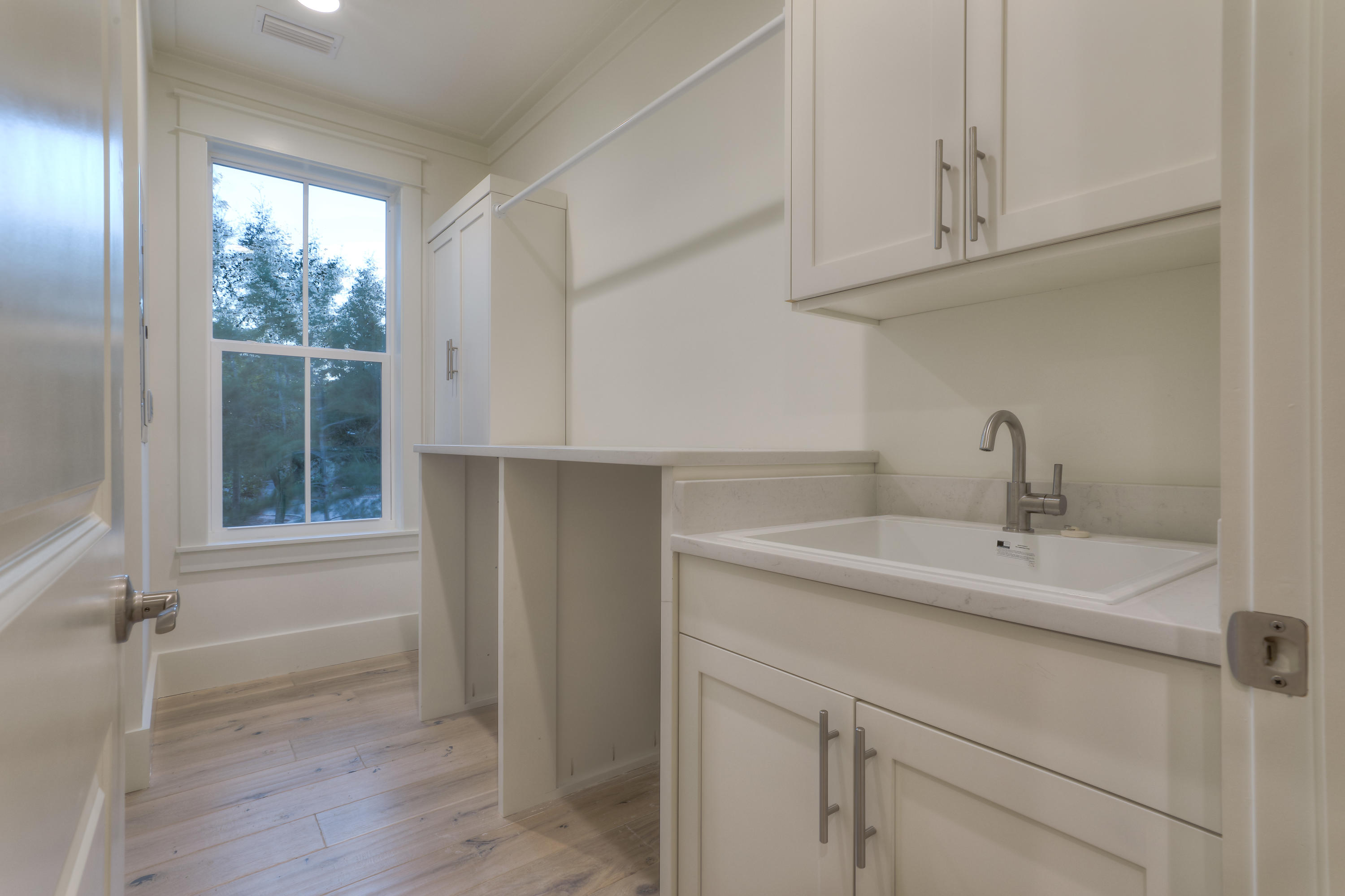 FOREST LAKES - Residential