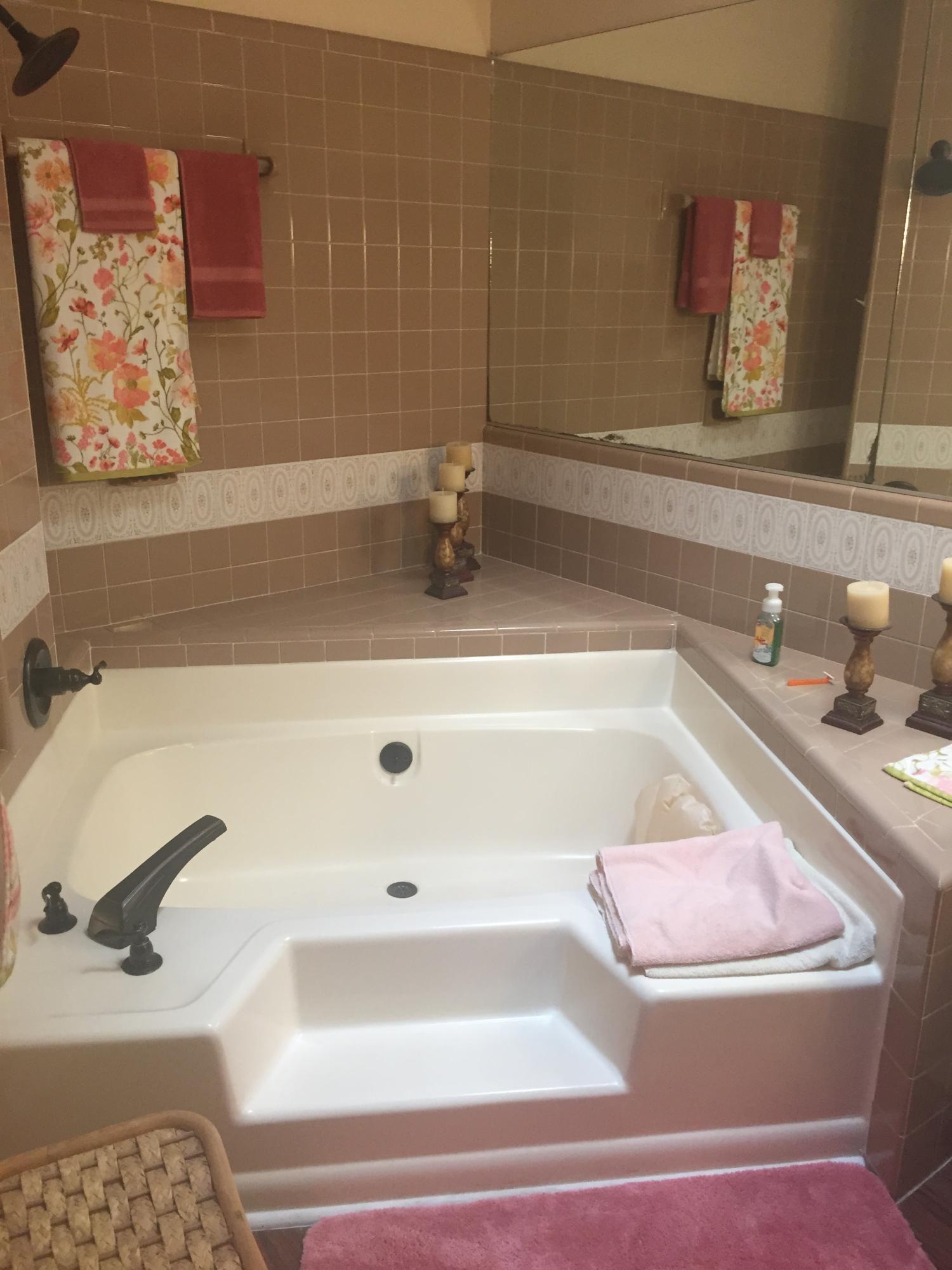 DONLABROOK GARDYNS - Residential