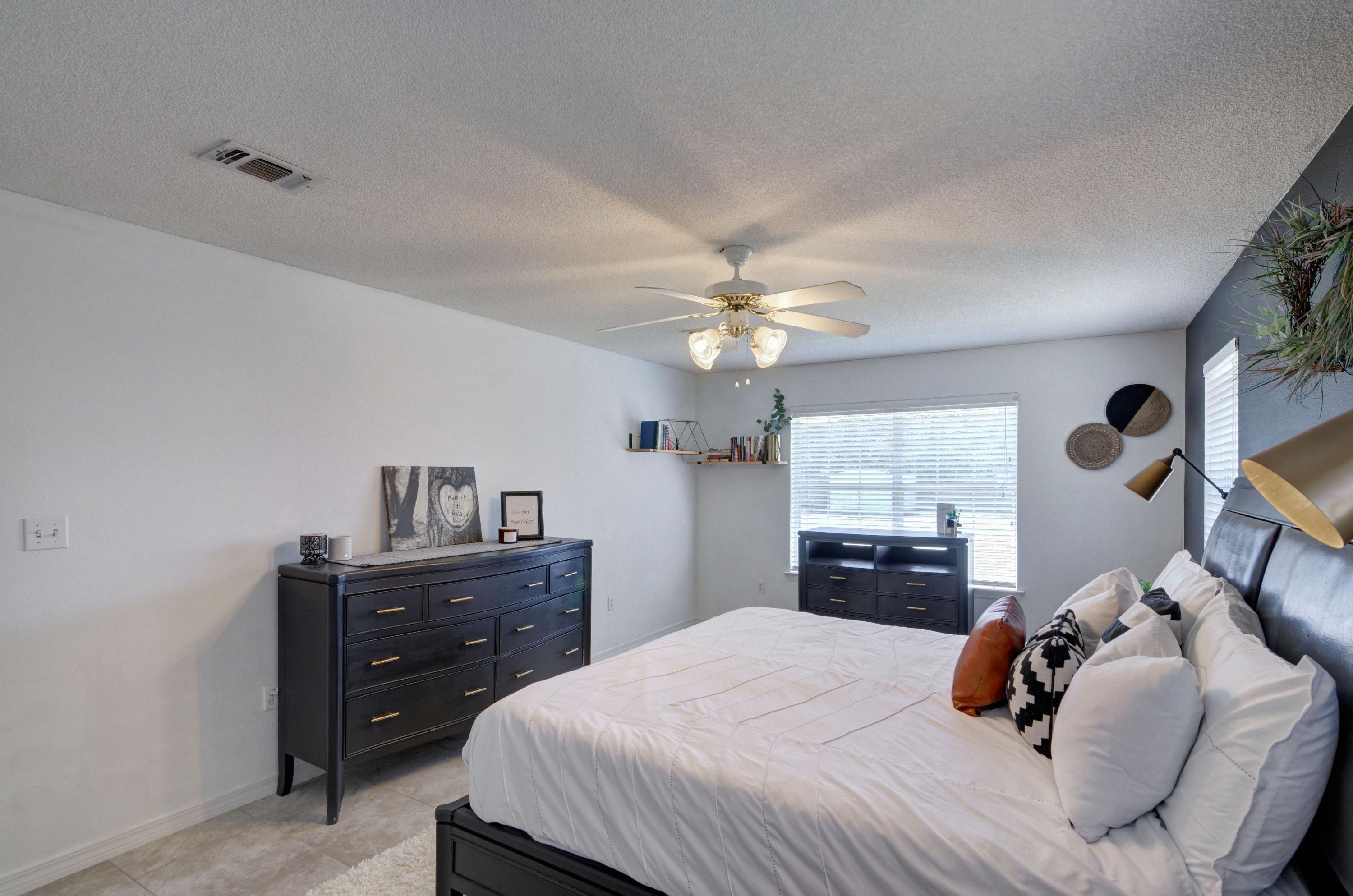 HAMPTON RIDGE ESTATES - Residential