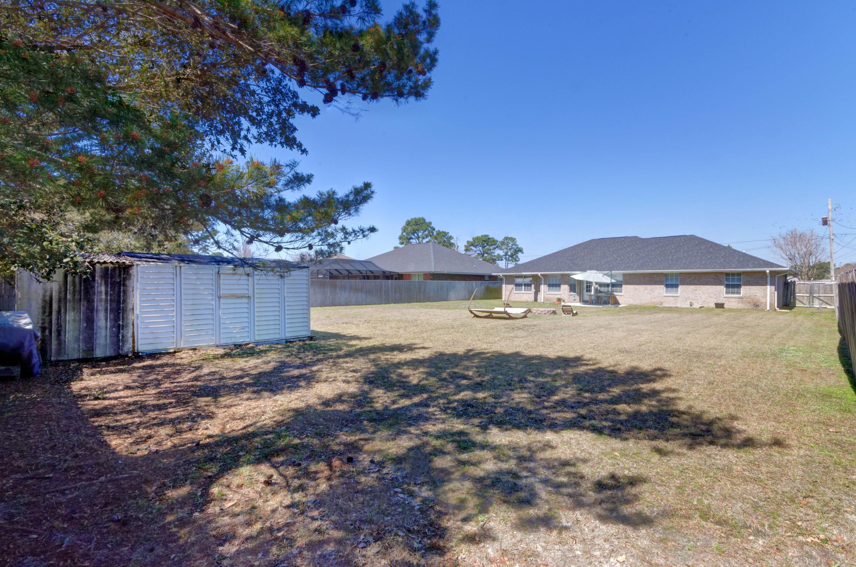 HAMPTON RIDGE ESTATES - Residential