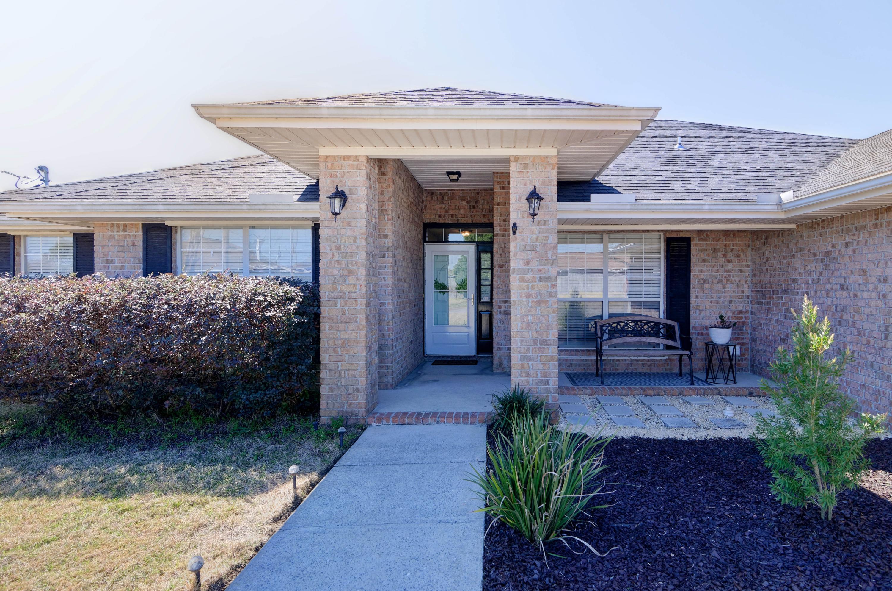 HAMPTON RIDGE ESTATES - Residential