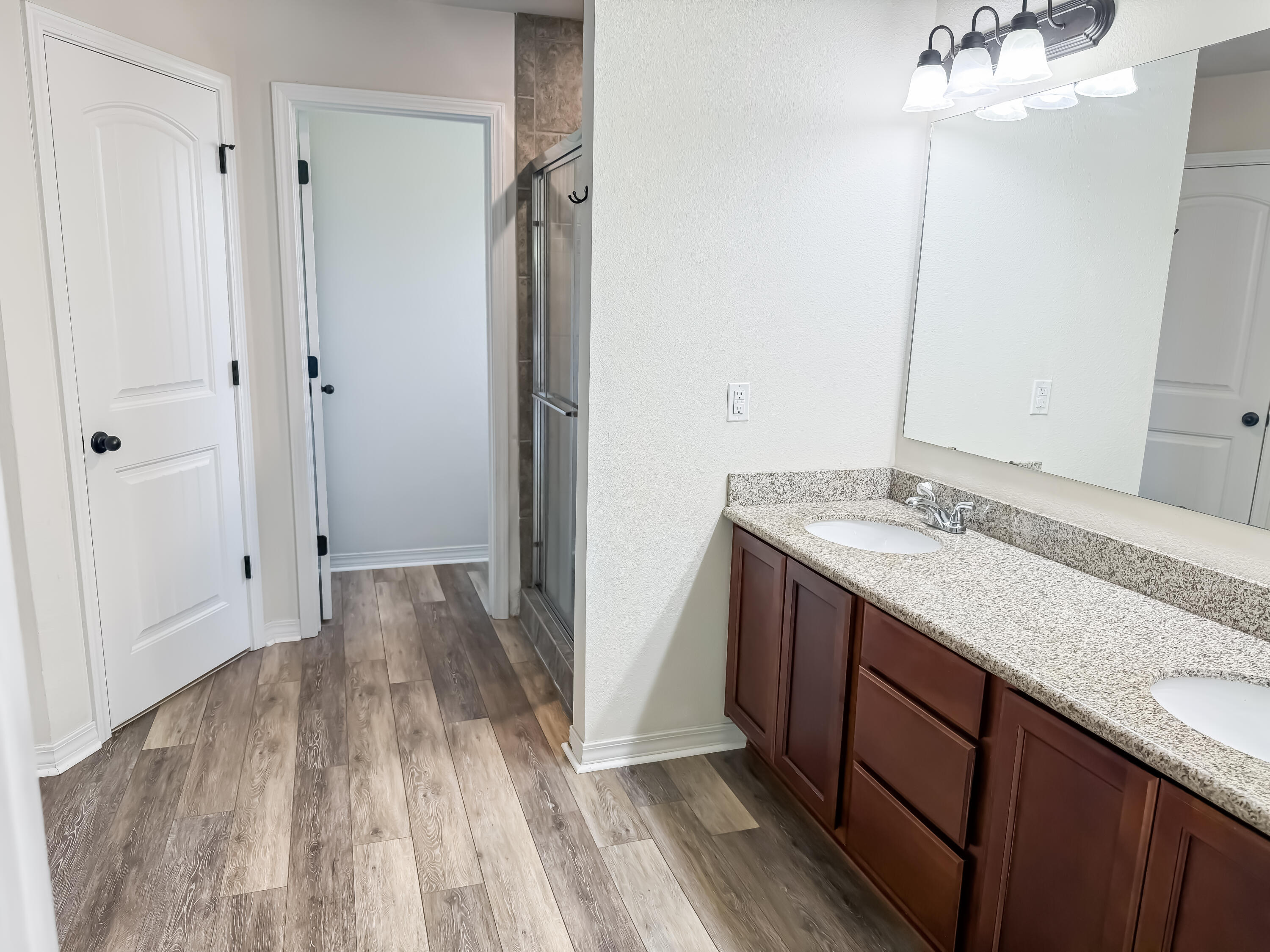 NORTH SHORE - Residential