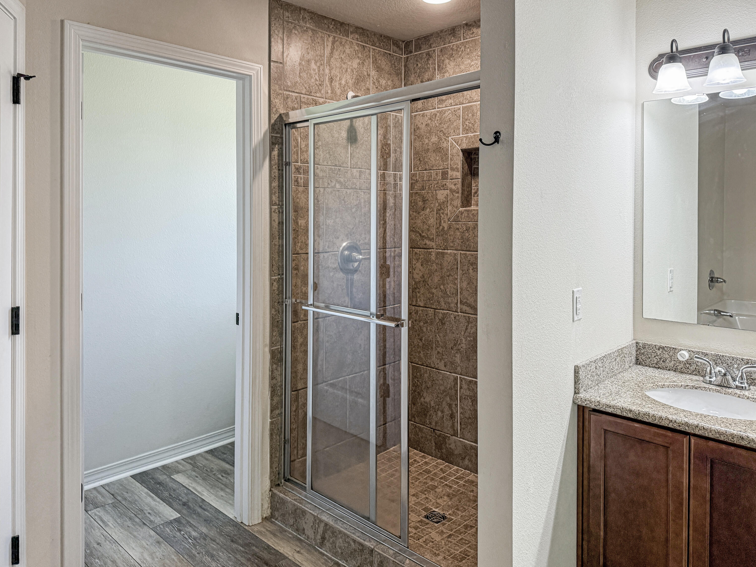 NORTH SHORE - Residential