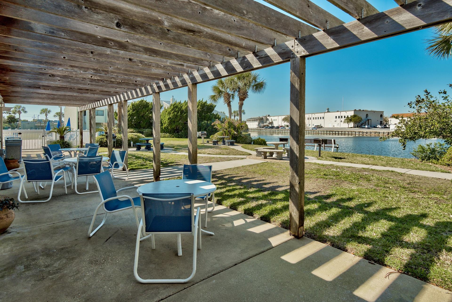 SHORELINE TOWERS 2 - Residential