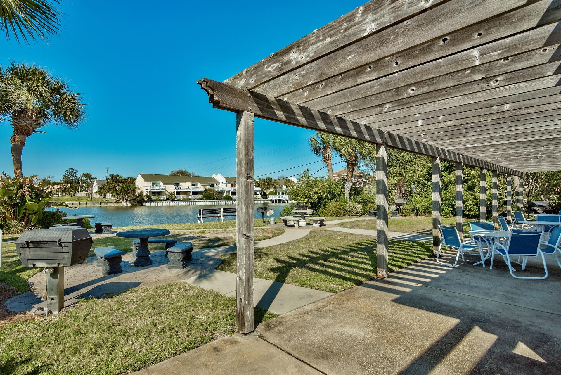 SHORELINE TOWERS 2 - Residential