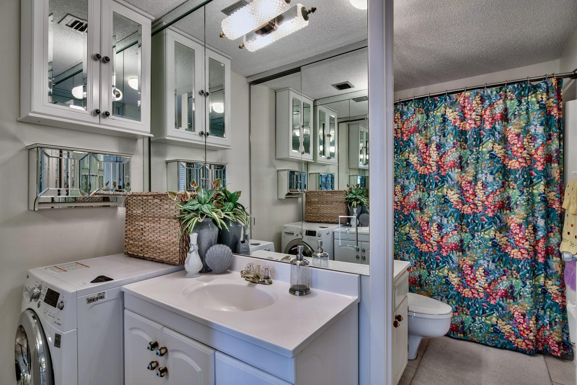 SHORELINE TOWERS 2 - Residential