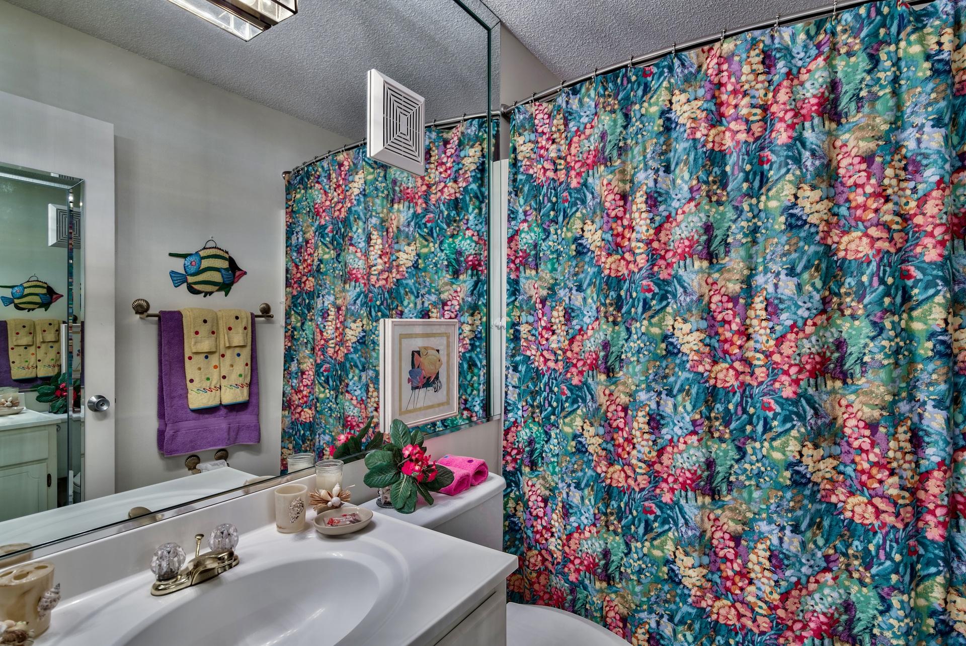 SHORELINE TOWERS 2 - Residential