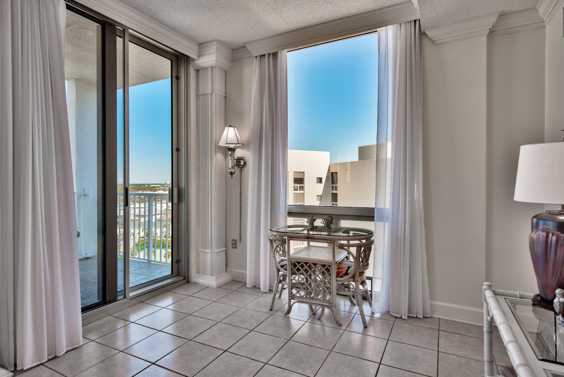 SHORELINE TOWERS 2 - Residential