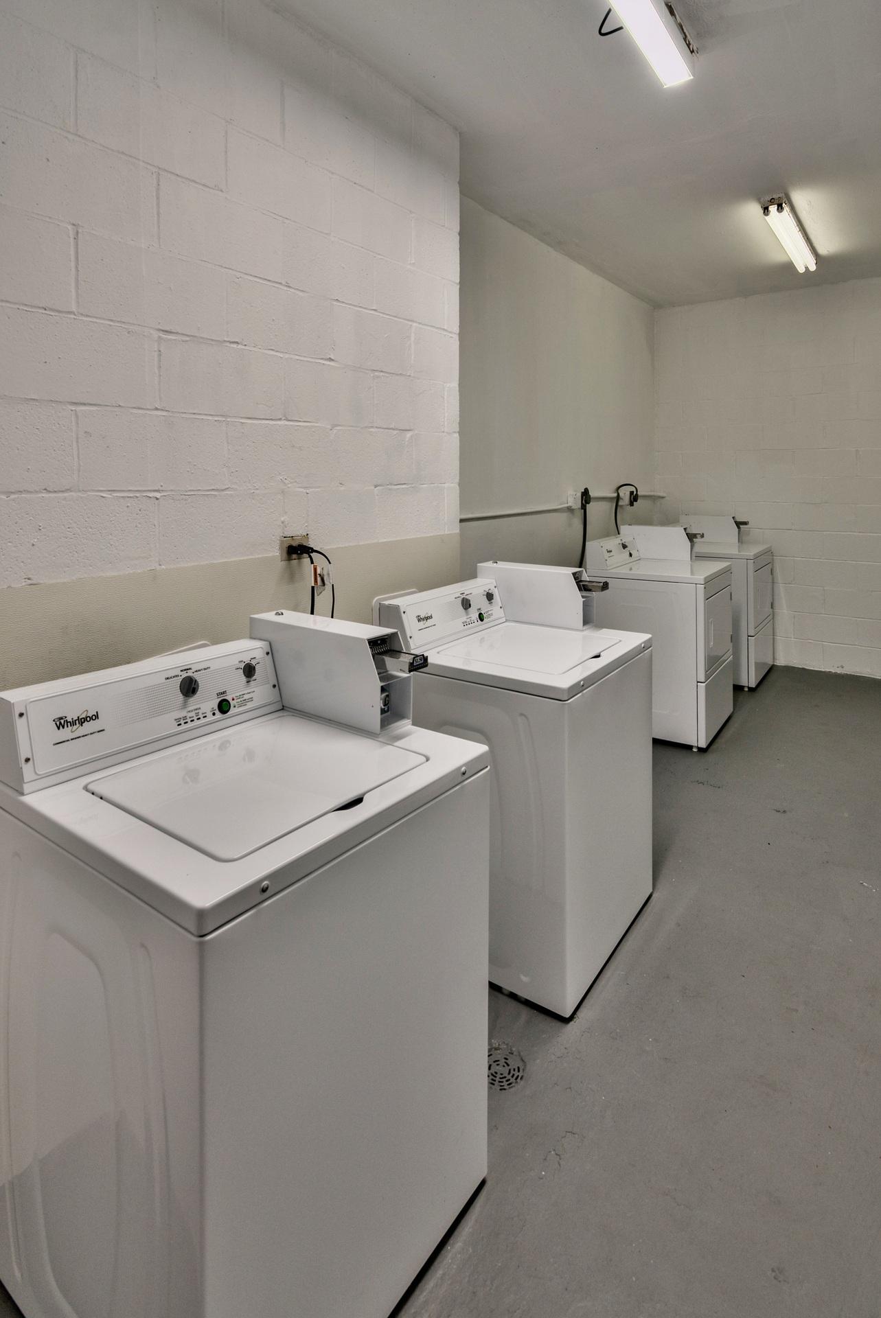 SHORELINE TOWERS 2 - Residential