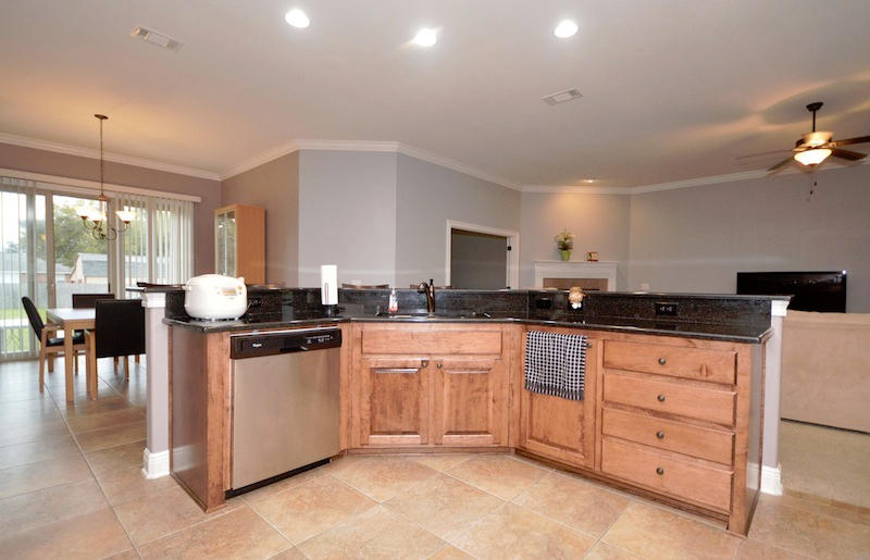 HOLLEY BY THE SEA - Residential