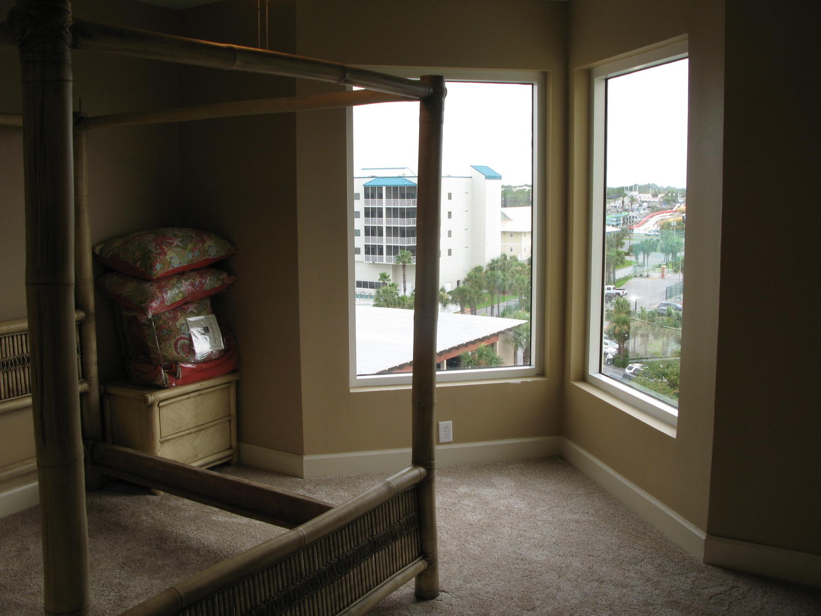 JADE EAST TOWERS CONDO - Residential