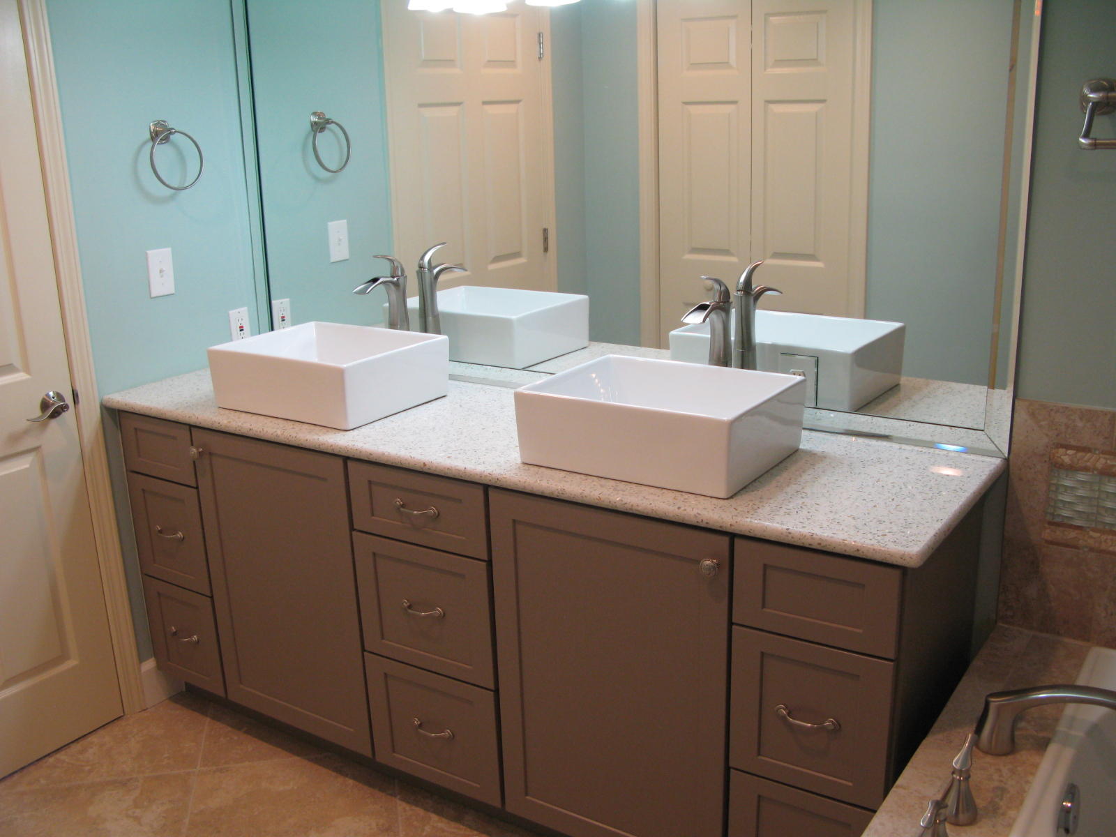 JADE EAST TOWERS CONDO - Residential