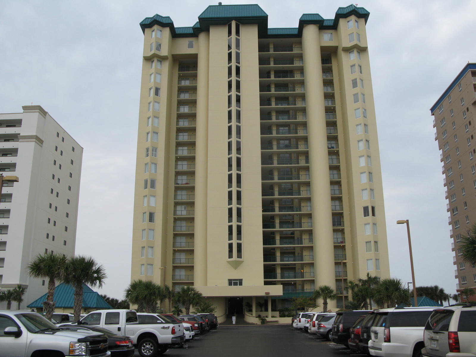 JADE EAST TOWERS CONDO - Residential