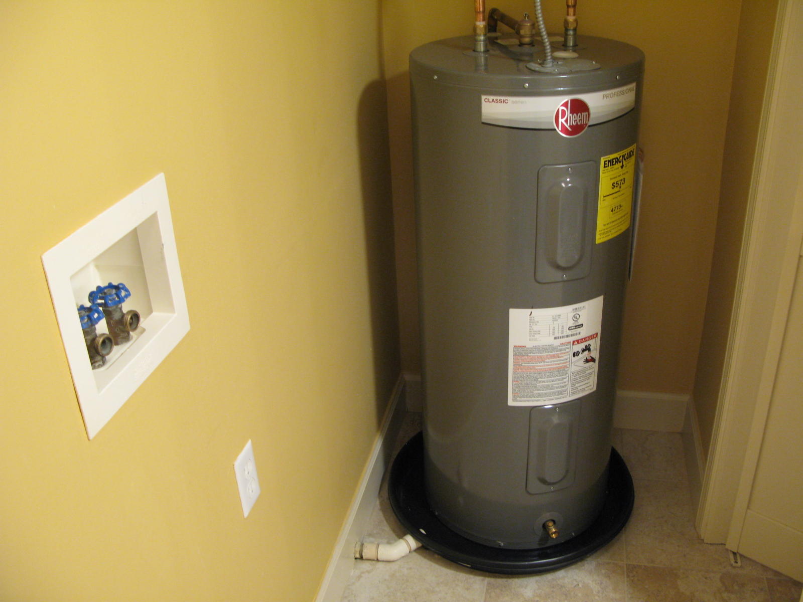 JADE EAST TOWERS CONDO - Residential