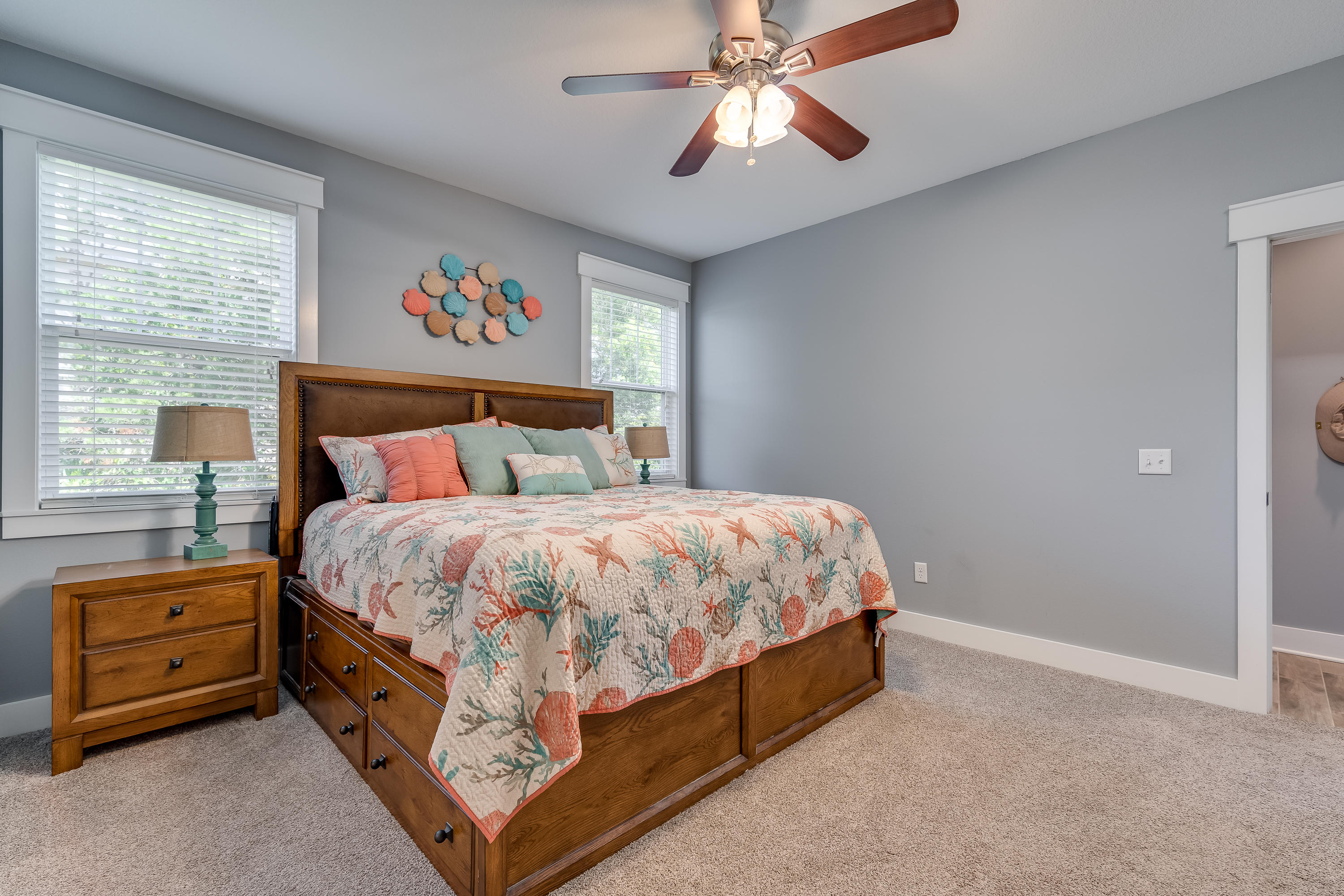 PARADISE GROVE - Residential