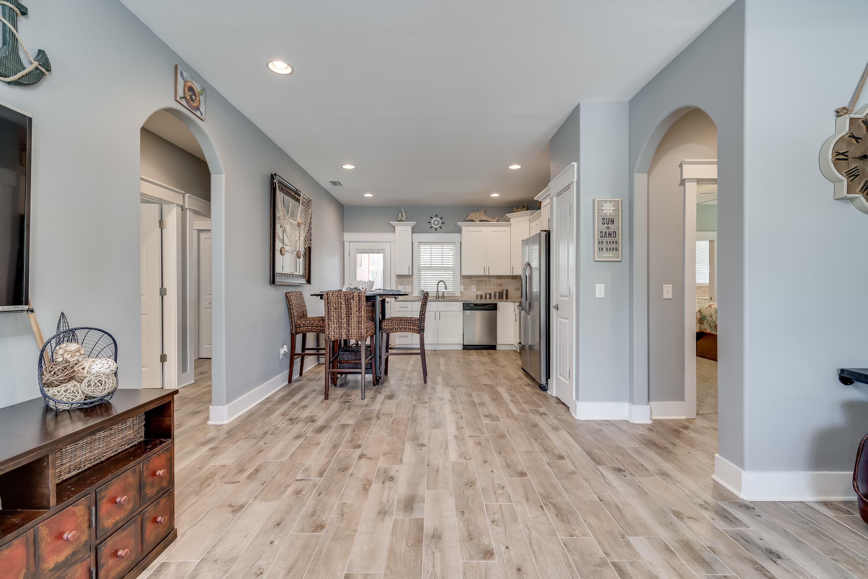 PARADISE GROVE - Residential