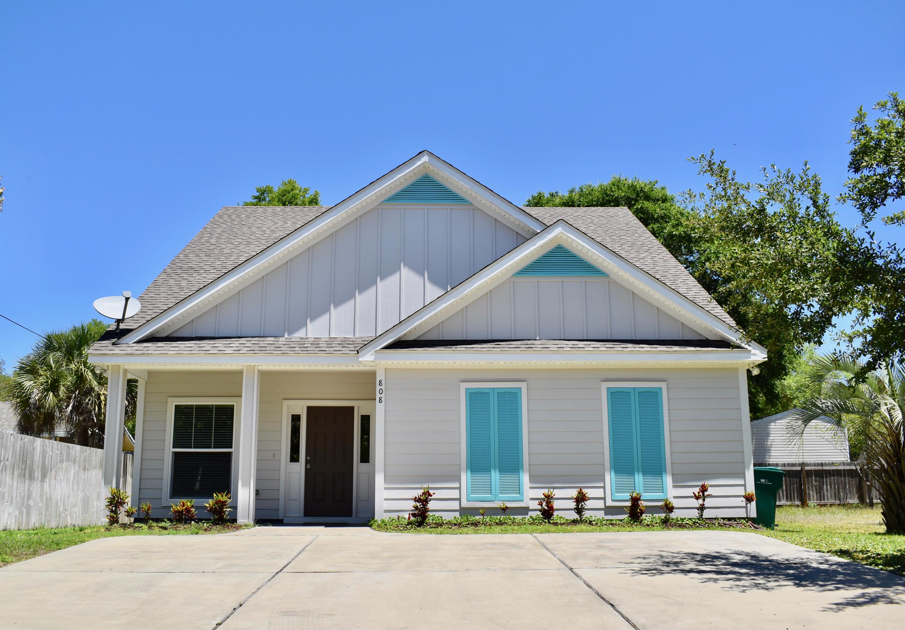 CALHOUN S/D DESTIN LOT 7 BLK B - Residential