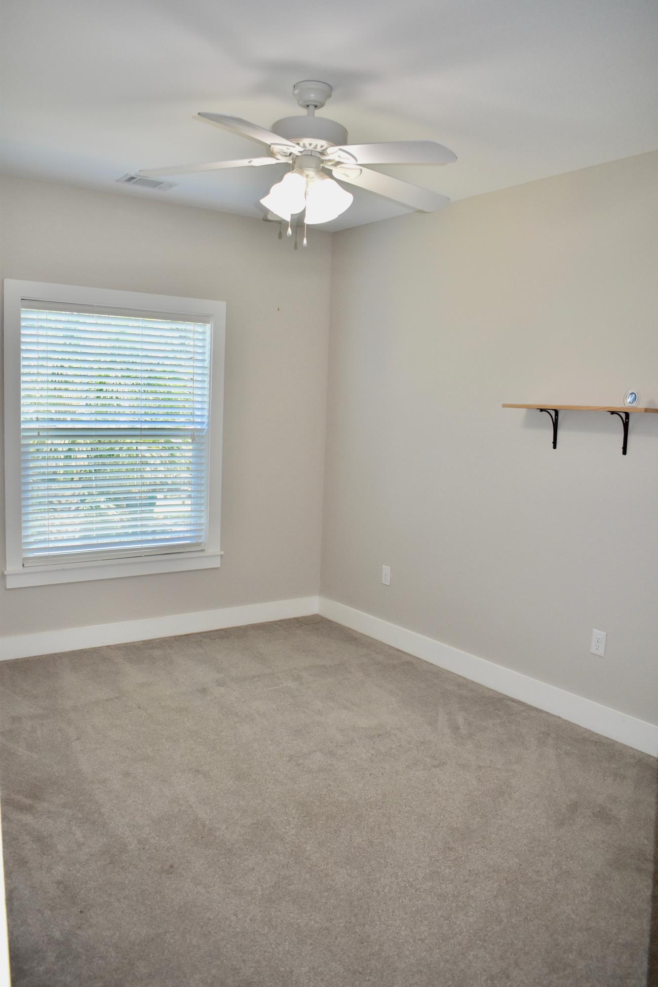 CALHOUN S/D DESTIN LOT 7 BLK B - Residential