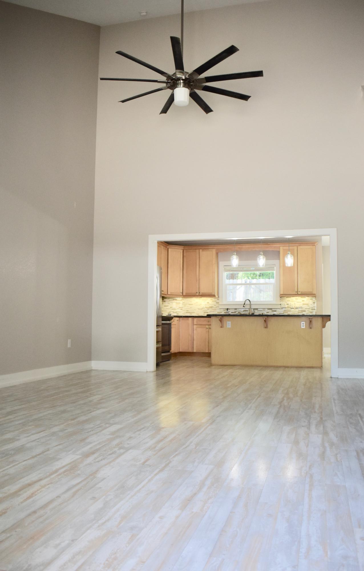 CALHOUN S/D DESTIN LOT 7 BLK B - Residential