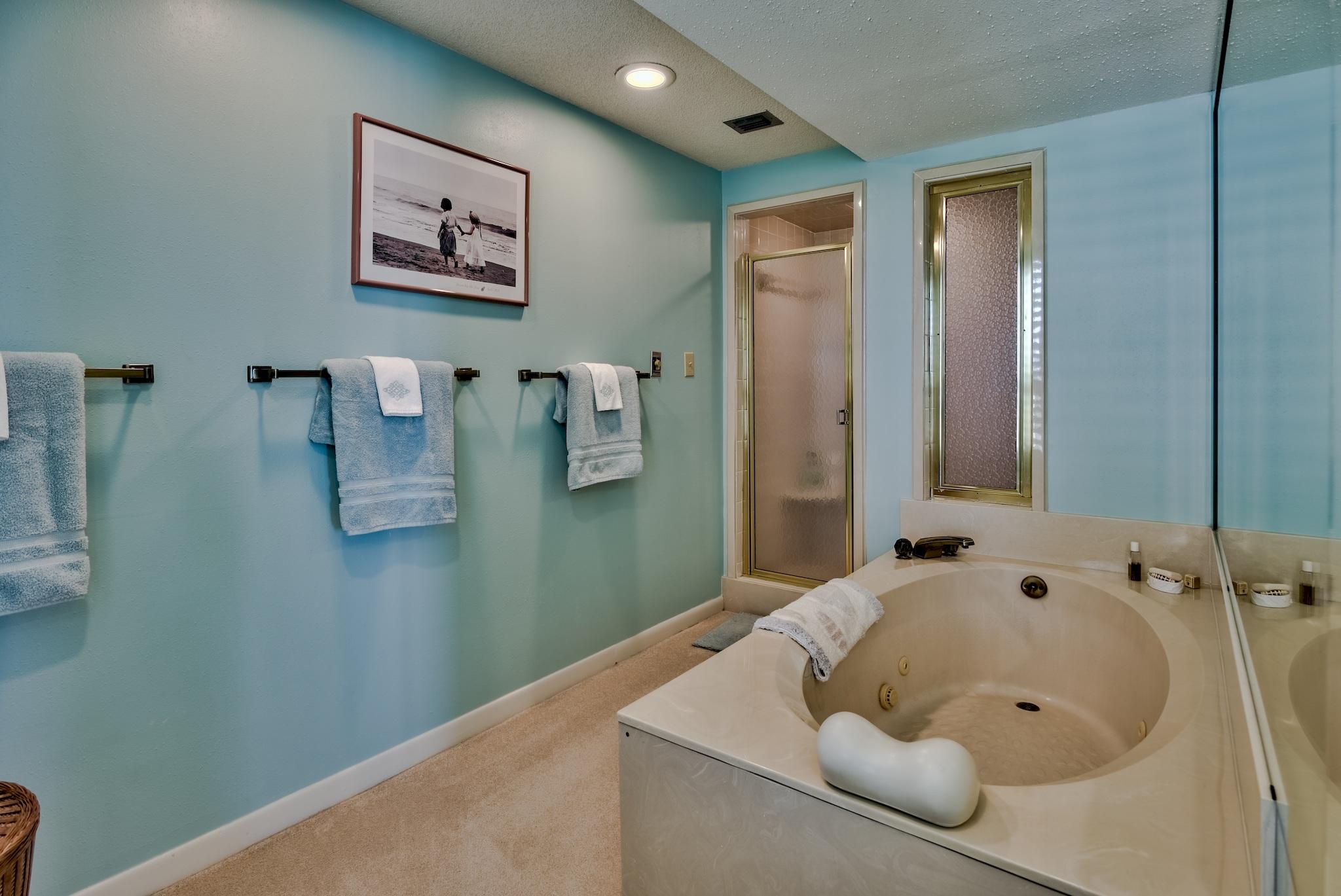 GRAND MARINER - Residential