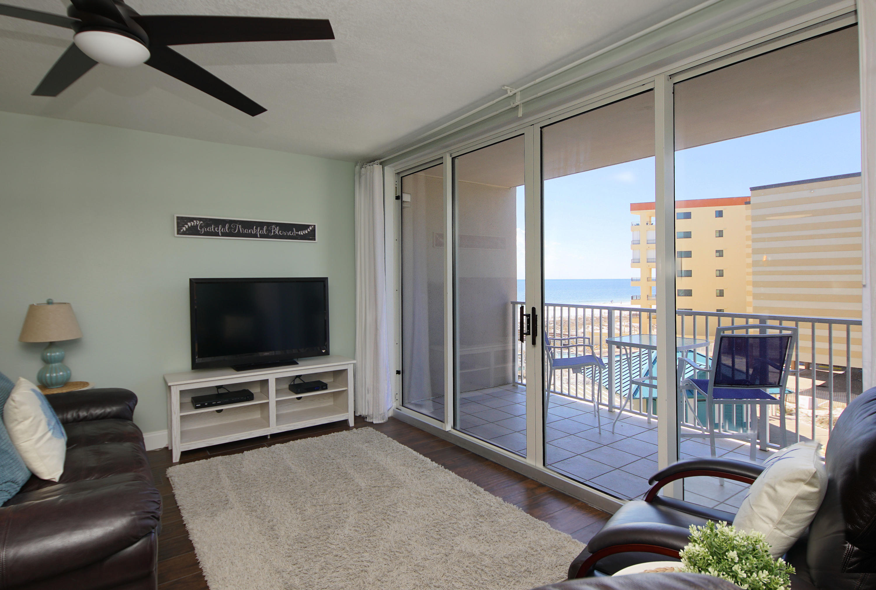 ISLAND PRINCESS - Residential