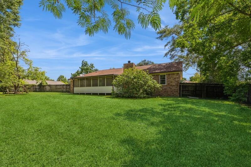 COUNTRYVIEW ESTATES - Residential