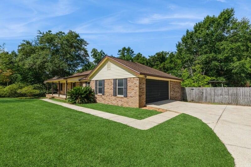 COUNTRYVIEW ESTATES - Residential