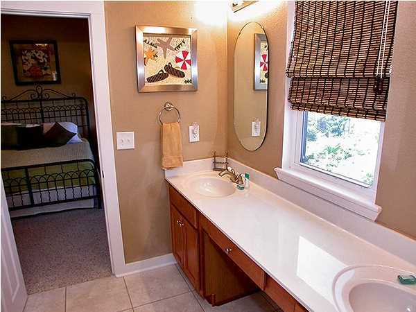 SEACREST CONDOMINIUMS - Residential