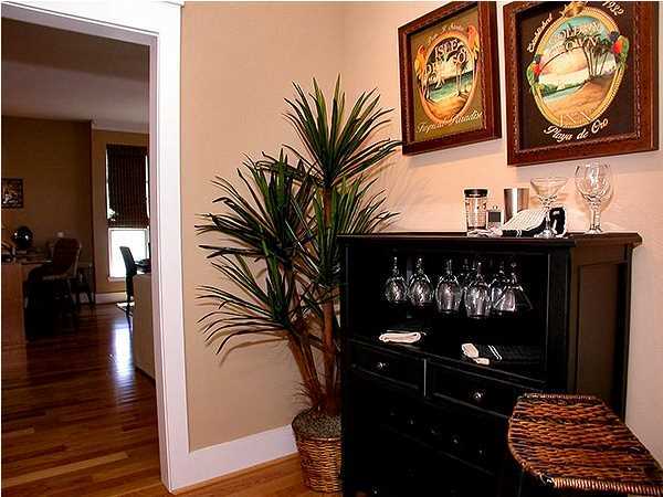 SEACREST CONDOMINIUMS - Residential