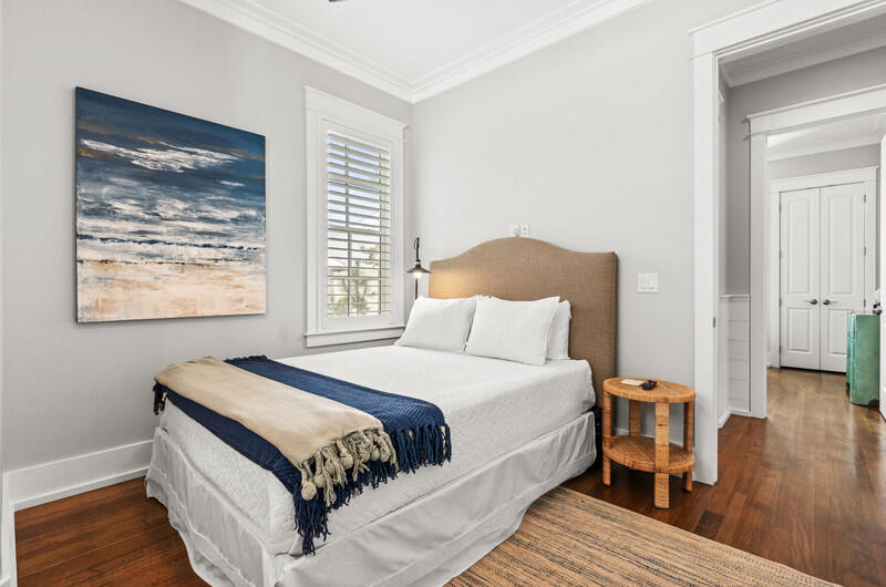 LAKESIDE AT BLUE MOUNTAIN BEACH - Residential