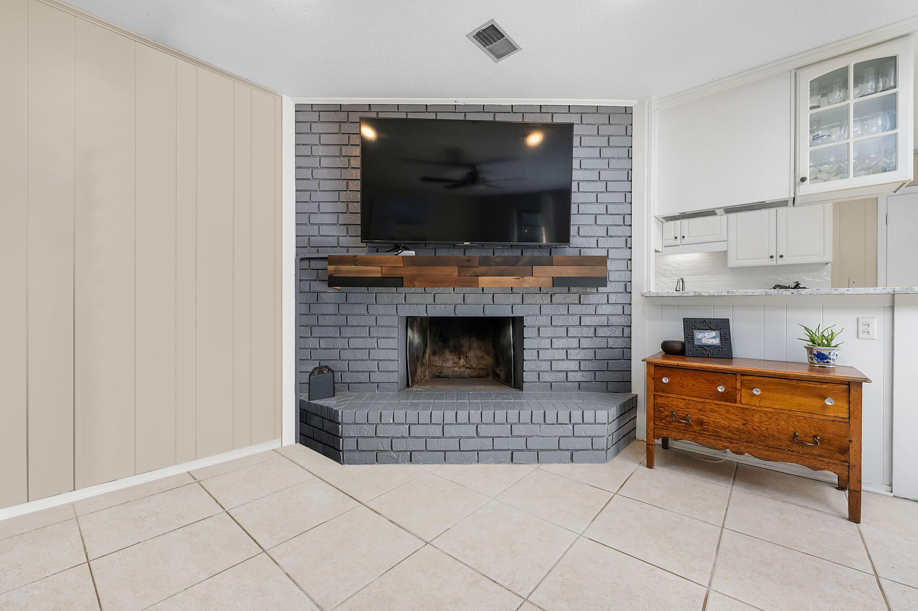 NONESUCH WAY - Residential