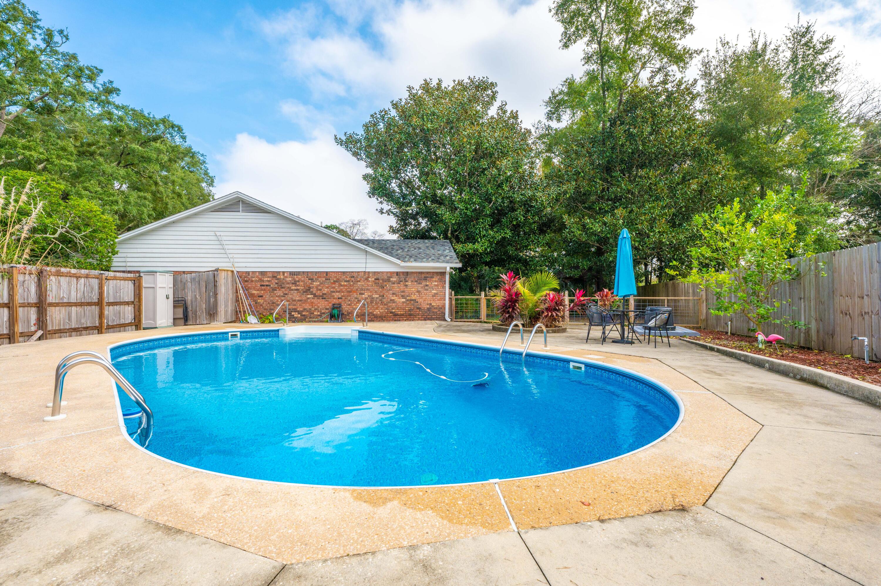 NONESUCH WAY - Residential