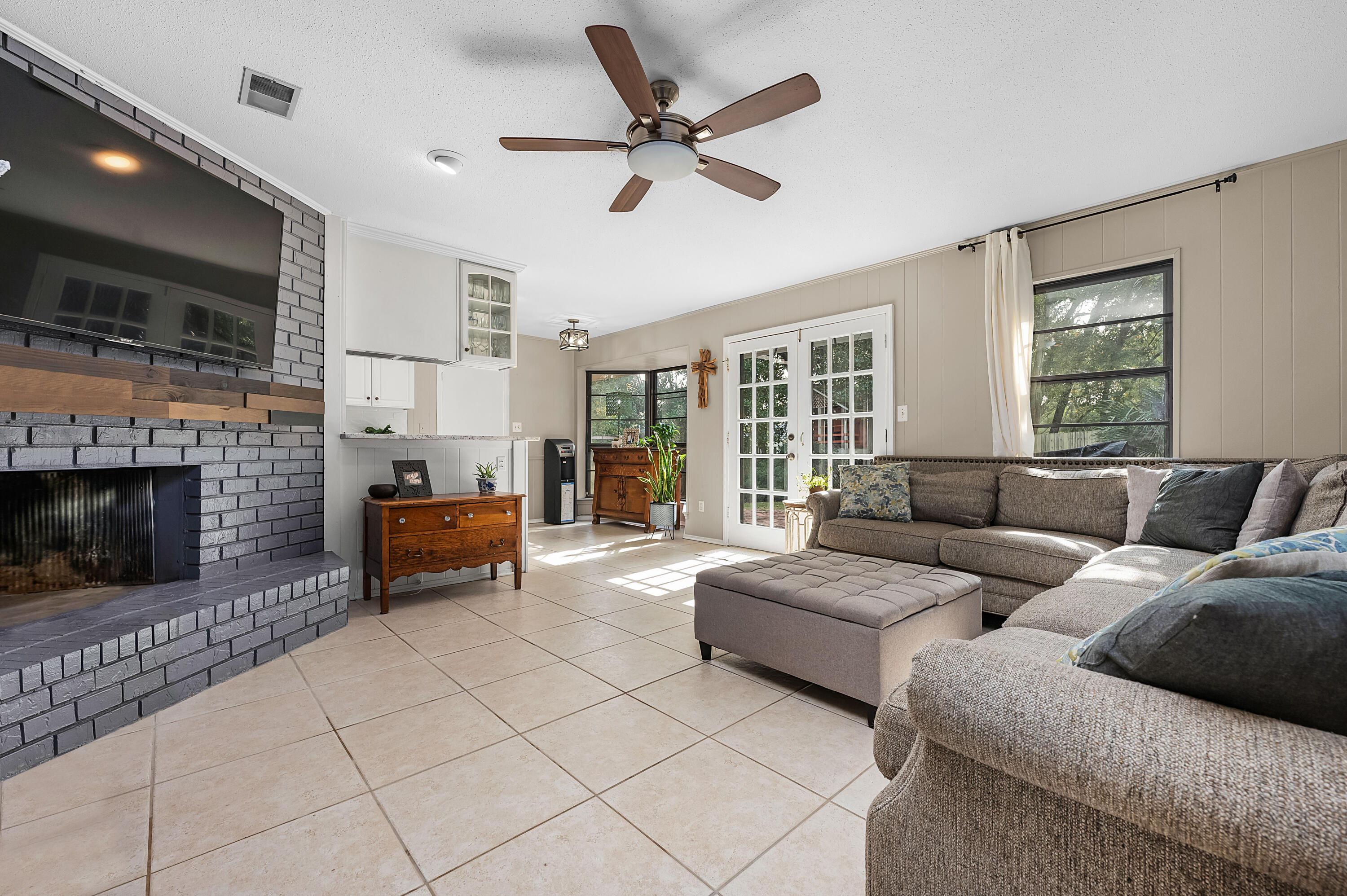 NONESUCH WAY - Residential