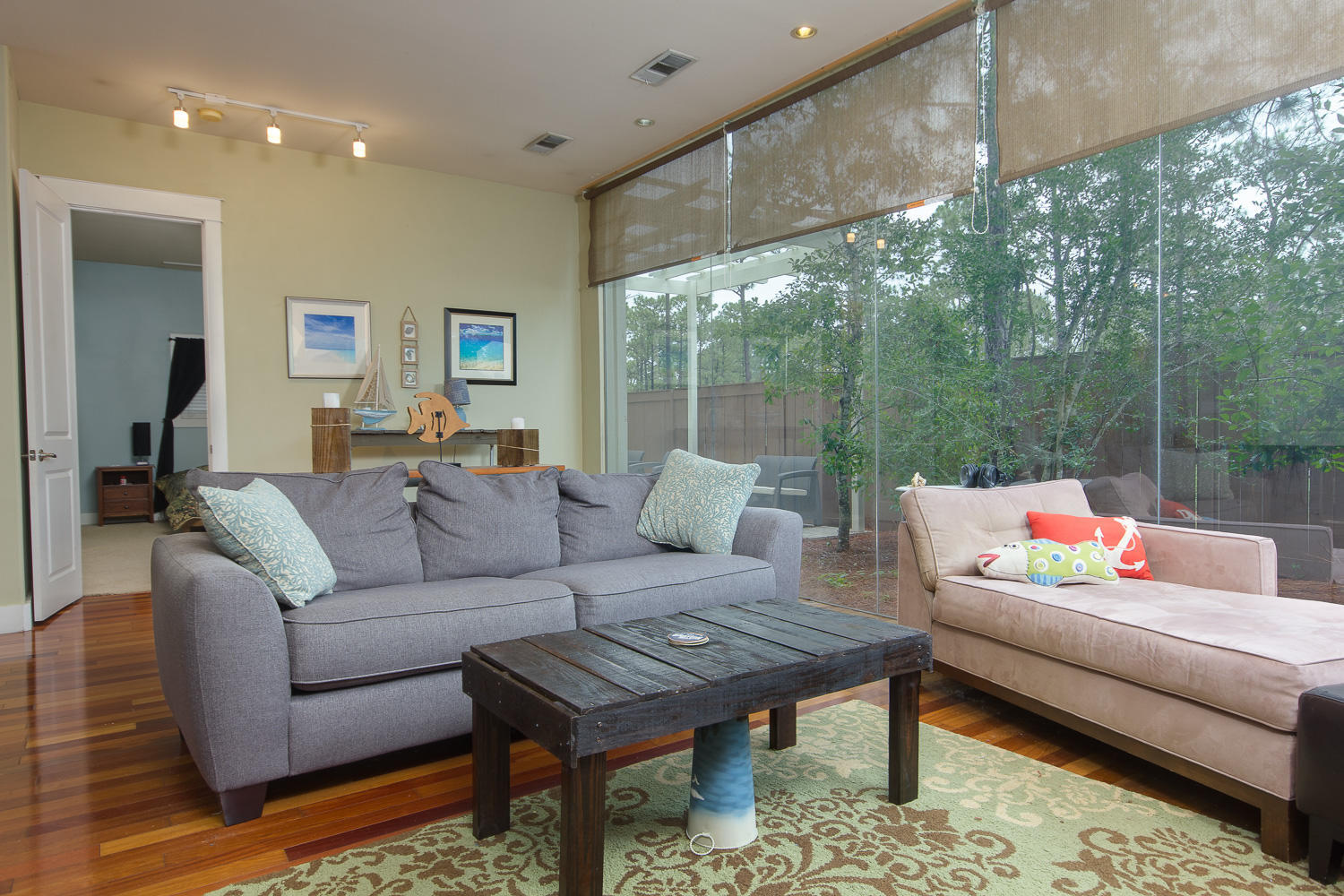 MACK BAYOU ESTATES - Residential