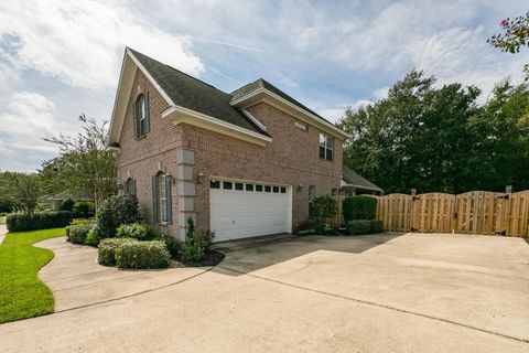 A home in Fort Walton Beach