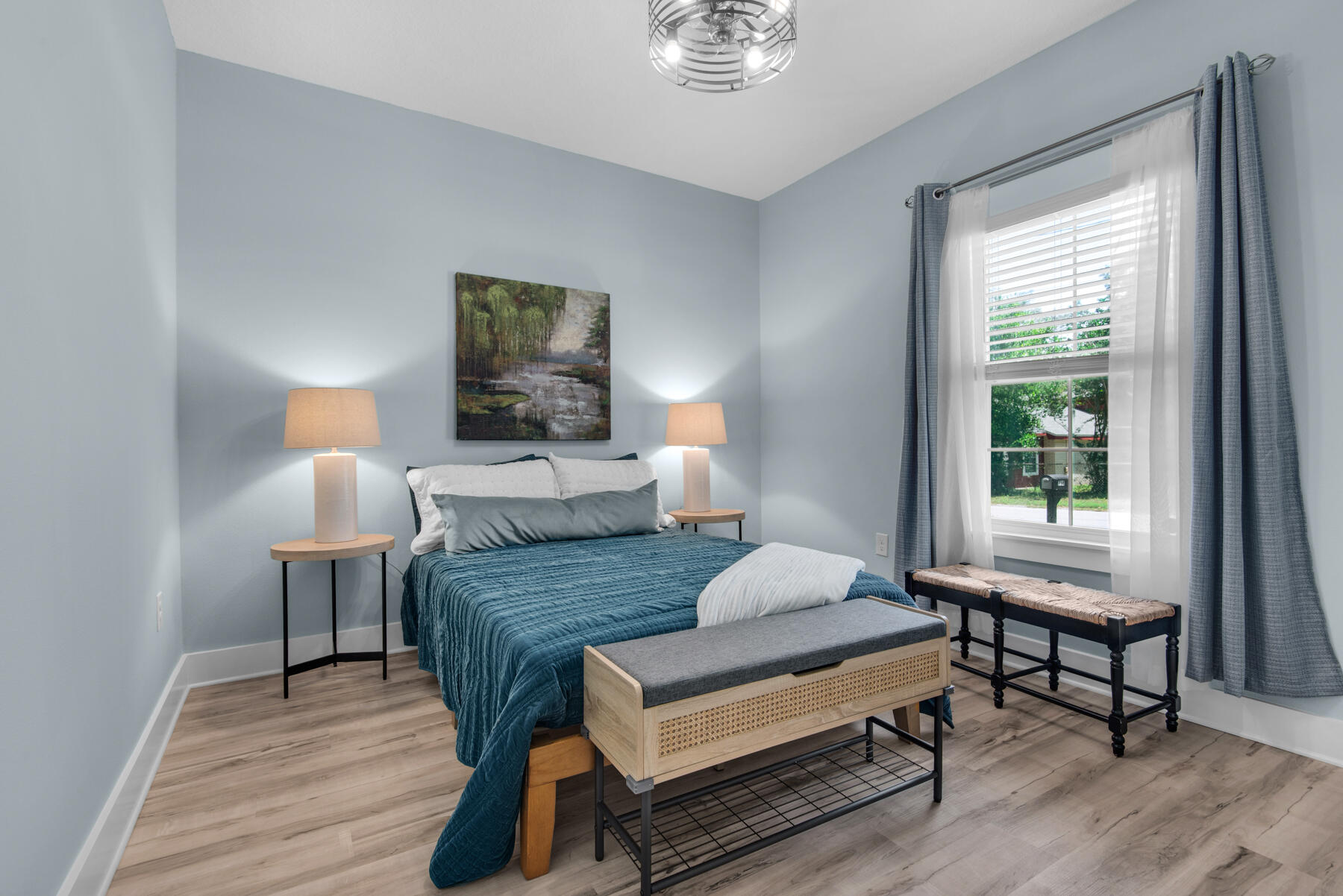 HELMS & ALLEN - Residential
