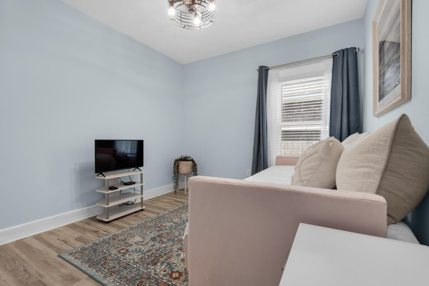 HELMS & ALLEN - Residential