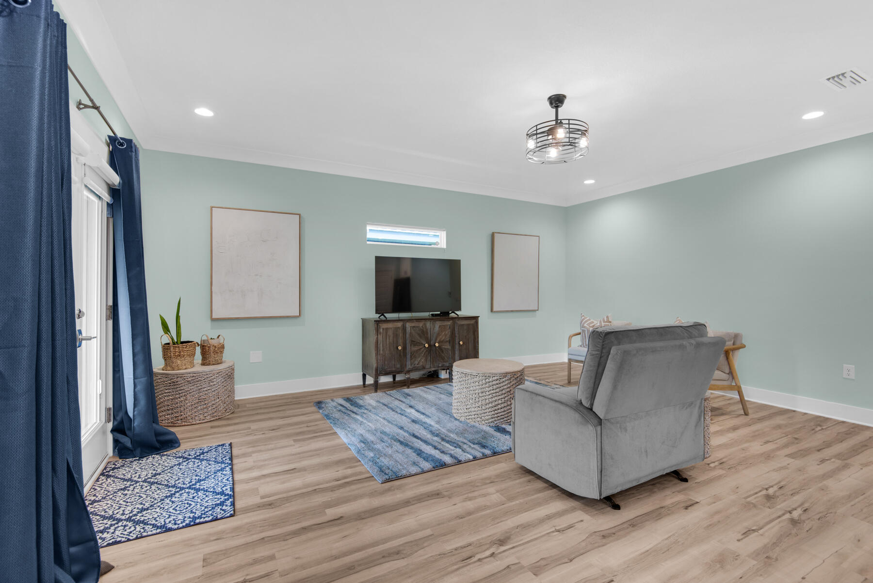 HELMS & ALLEN - Residential