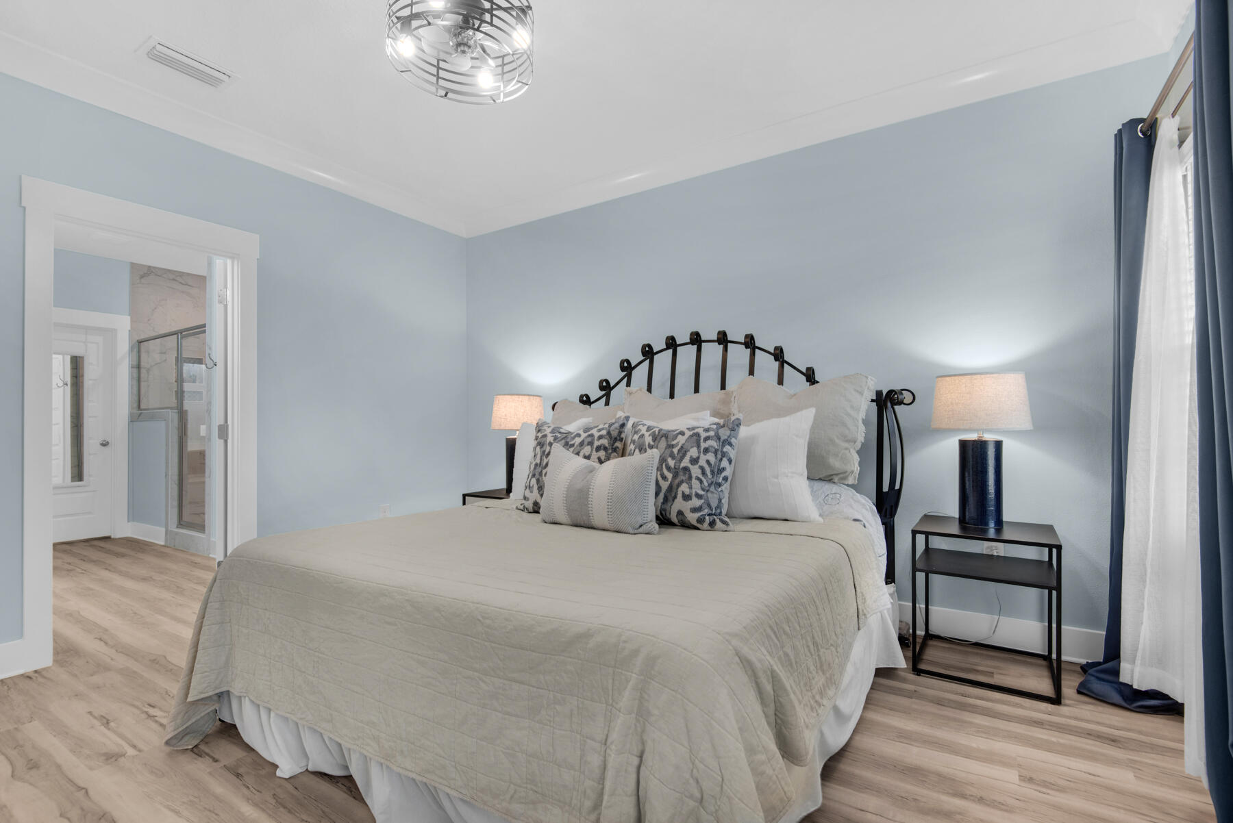 HELMS & ALLEN - Residential