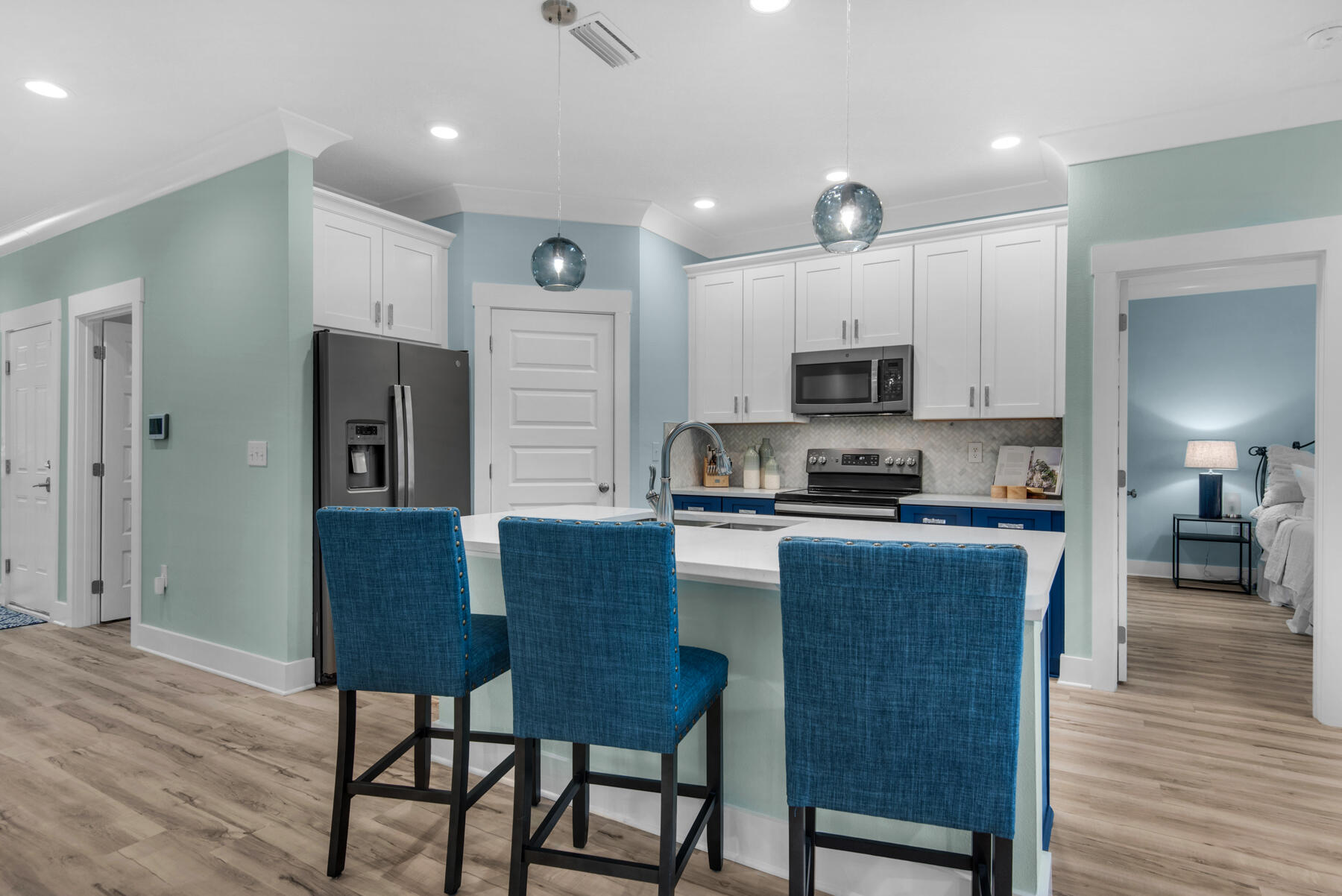 HELMS & ALLEN - Residential