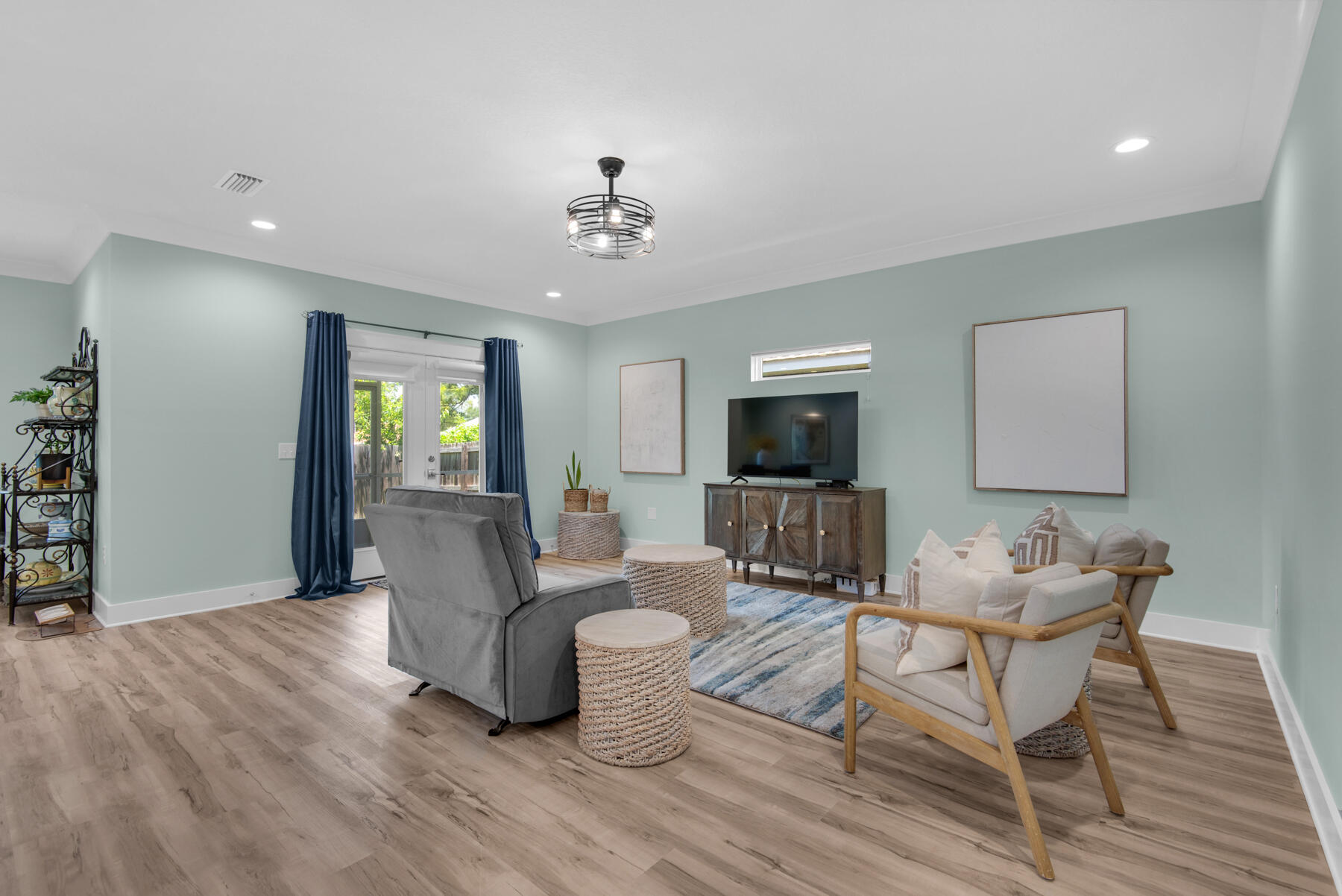 HELMS & ALLEN - Residential