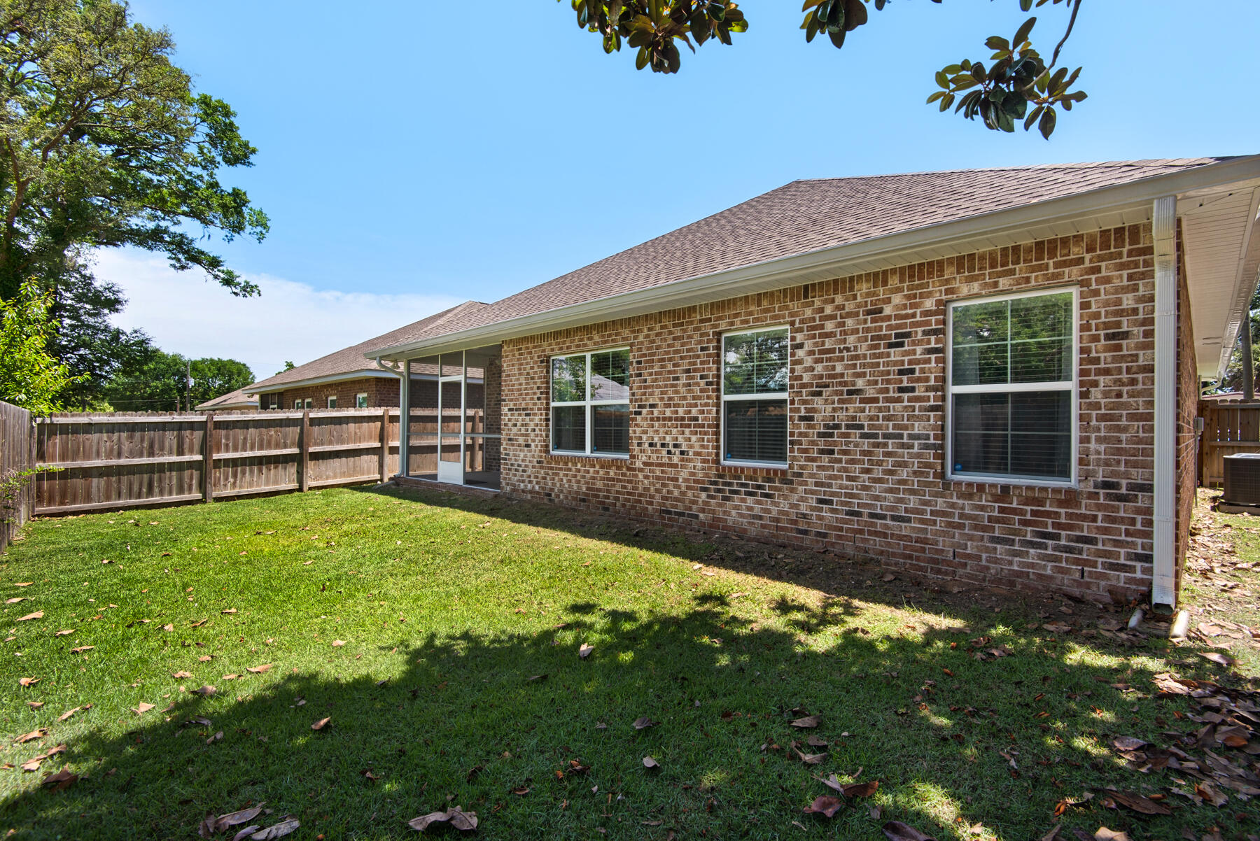 HELMS & ALLEN - Residential