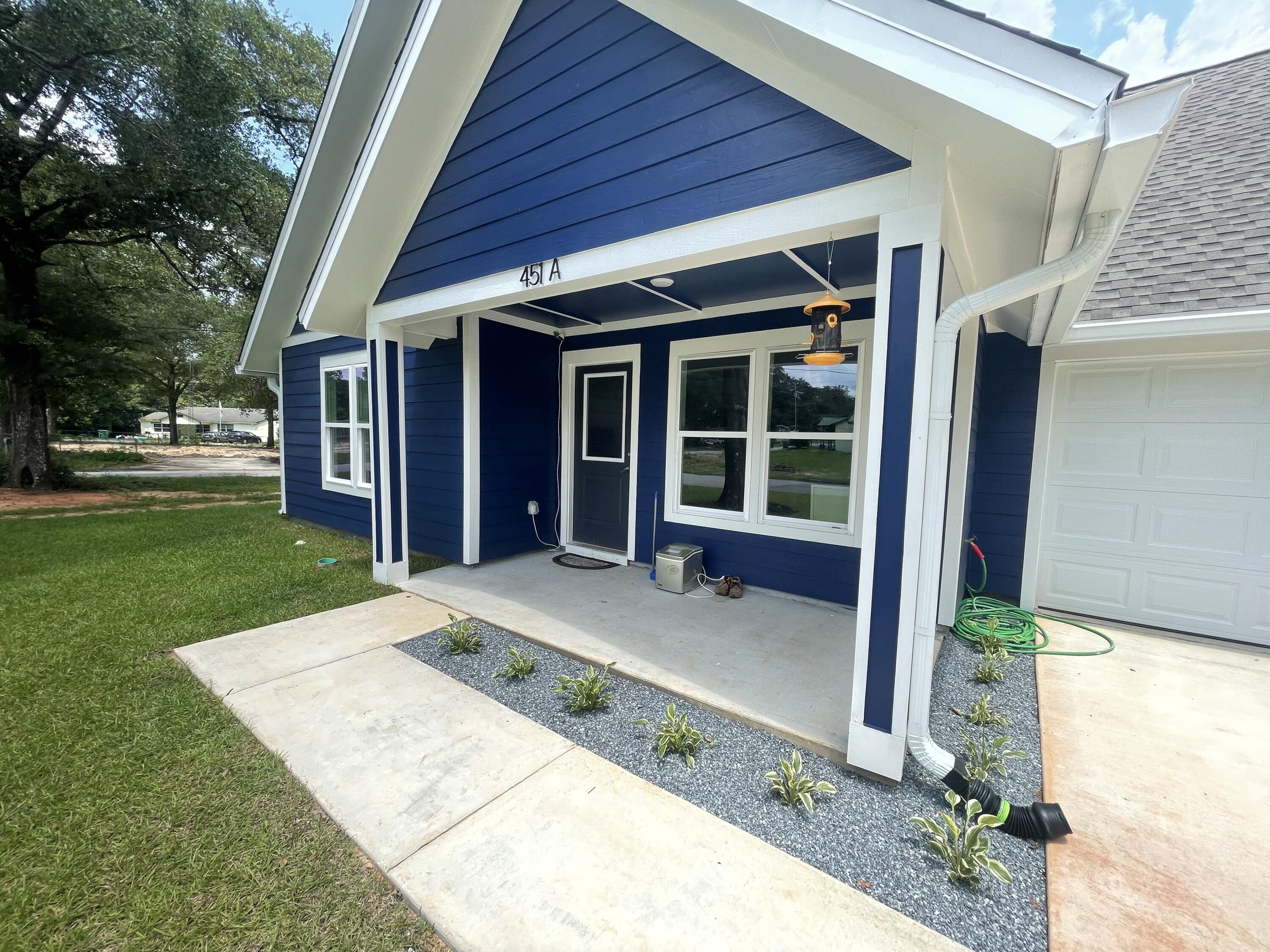 CRESTVIEW - Residential Lease