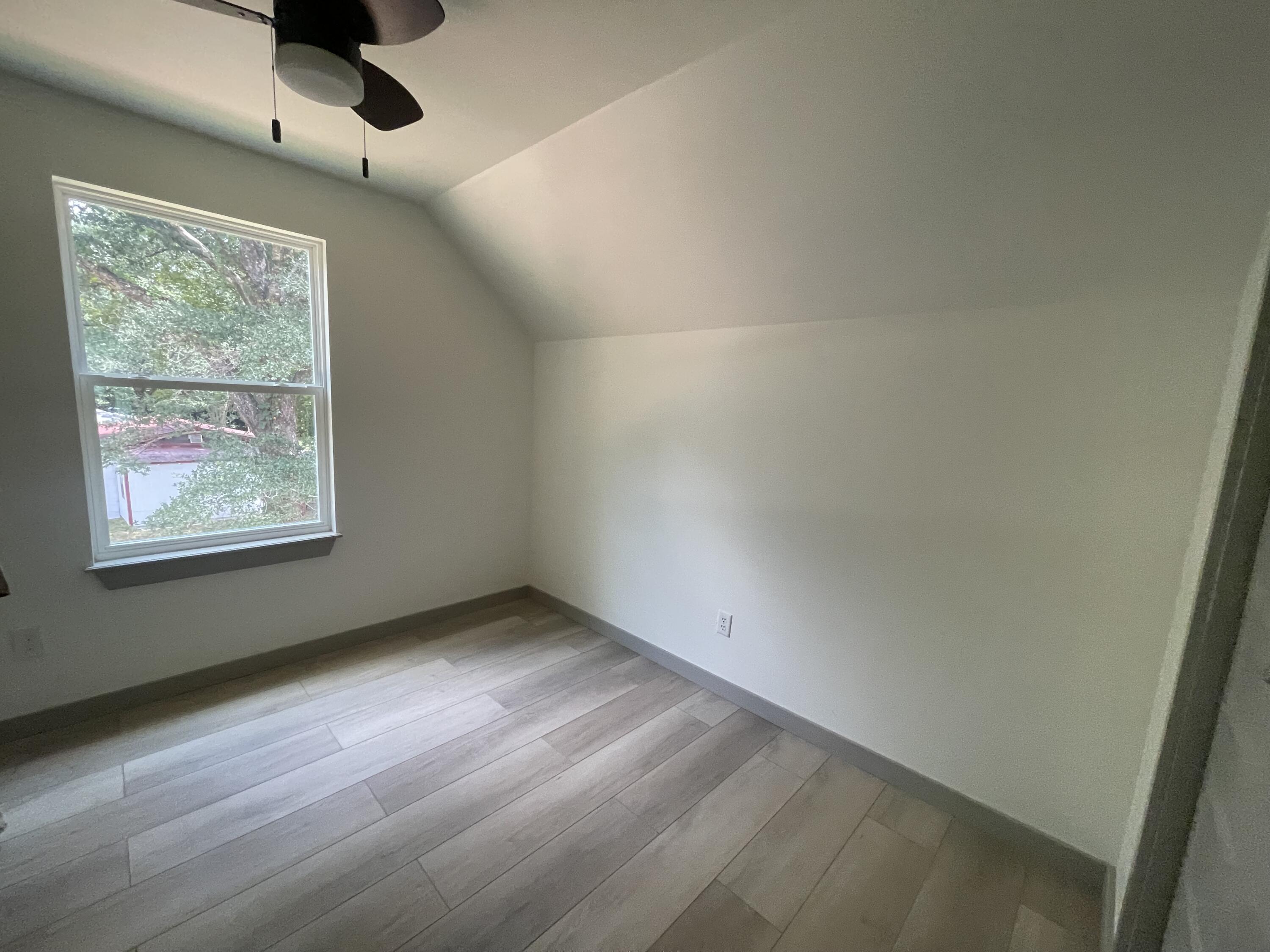 CRESTVIEW - Residential Lease