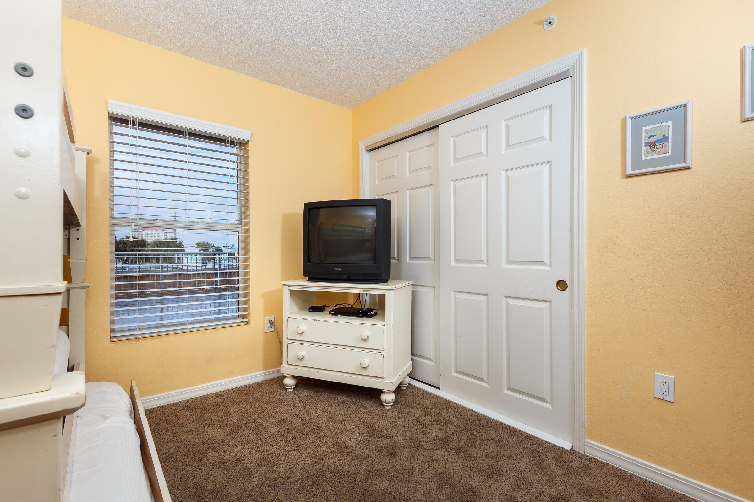 ISLANDER BEACH RESORT PH 2 - Residential