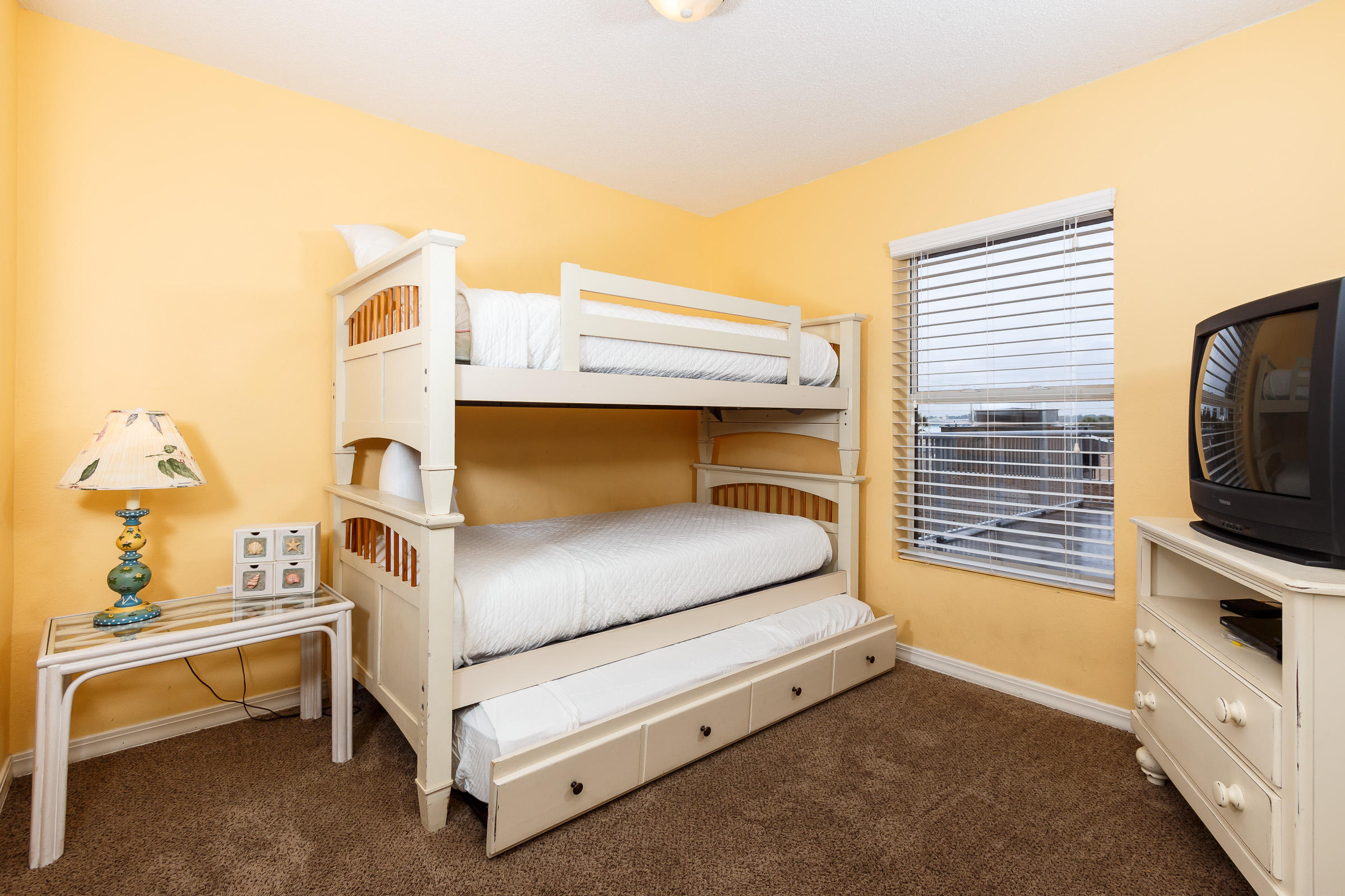 ISLANDER BEACH RESORT PH 2 - Residential