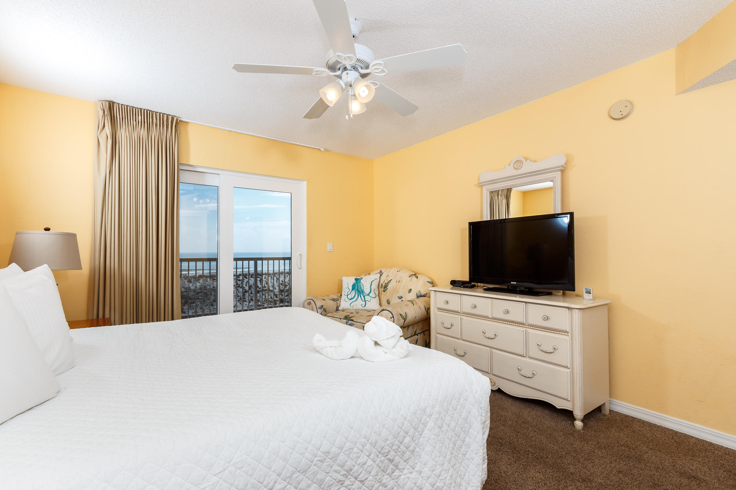 ISLANDER BEACH RESORT PH 2 - Residential