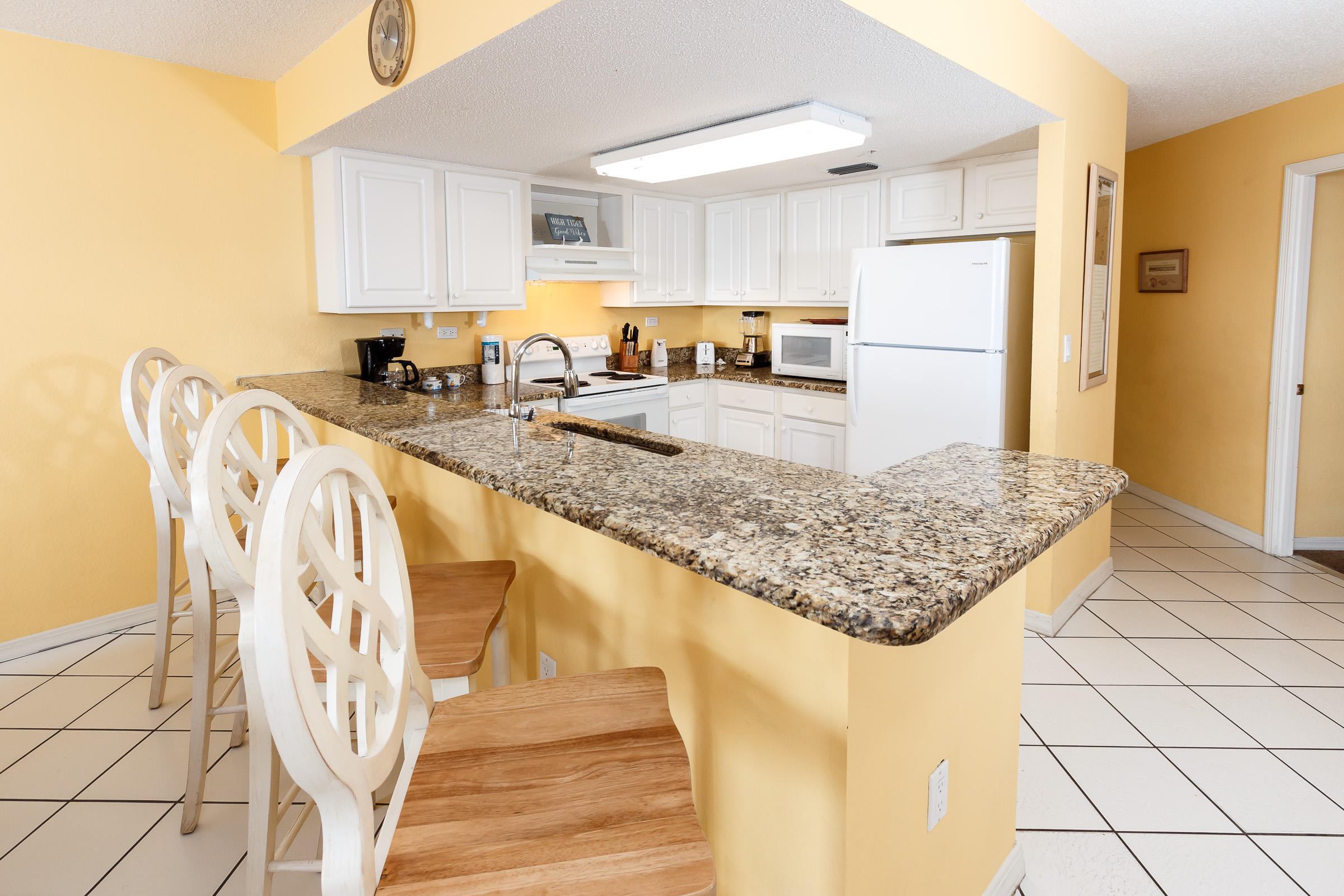 ISLANDER BEACH RESORT PH 2 - Residential