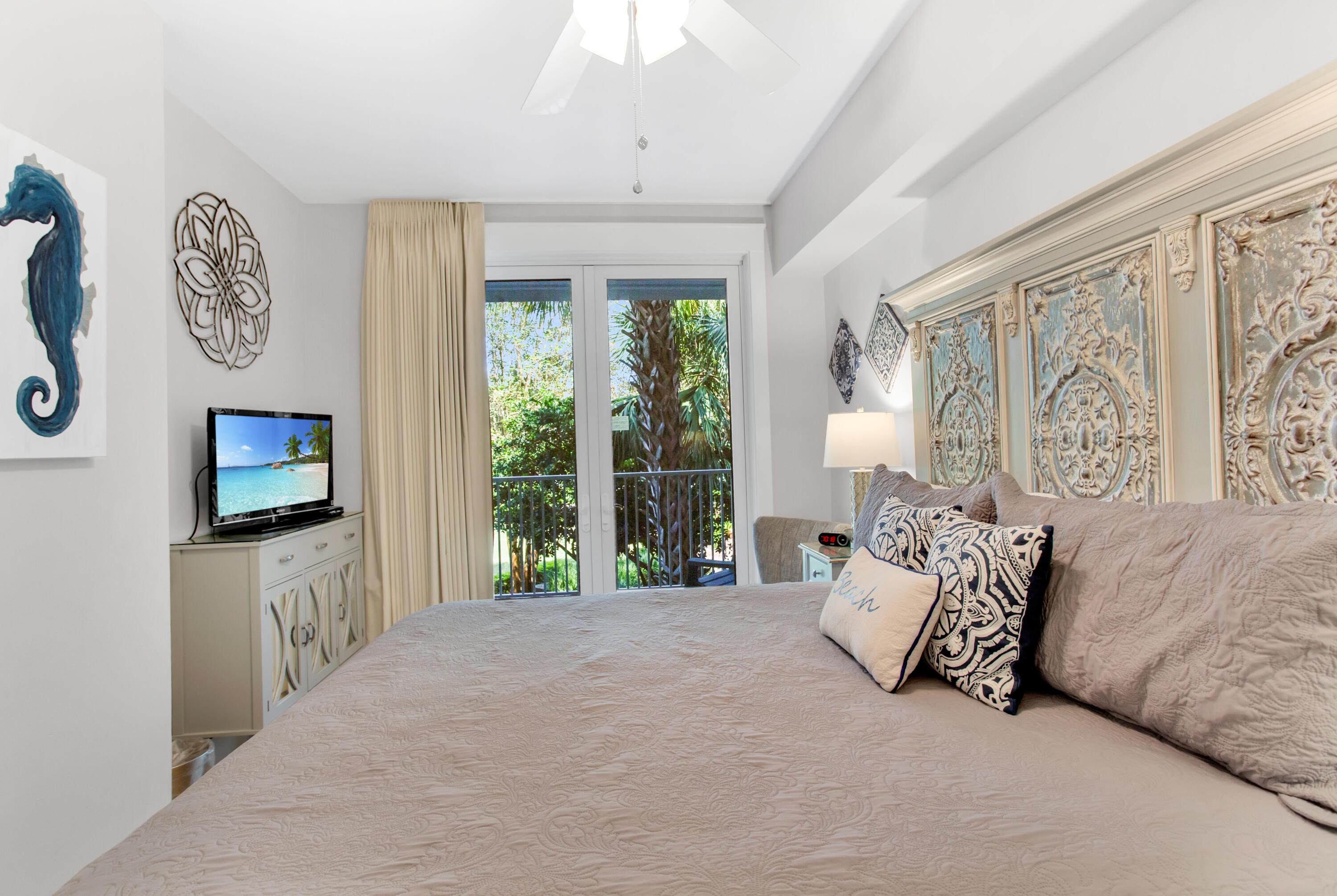 Pilot House - Residential